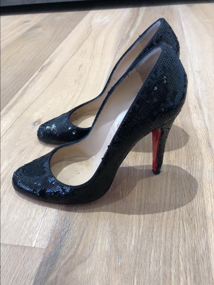 Preowned Christian Louboutin Black Sequin Pumps Size 385