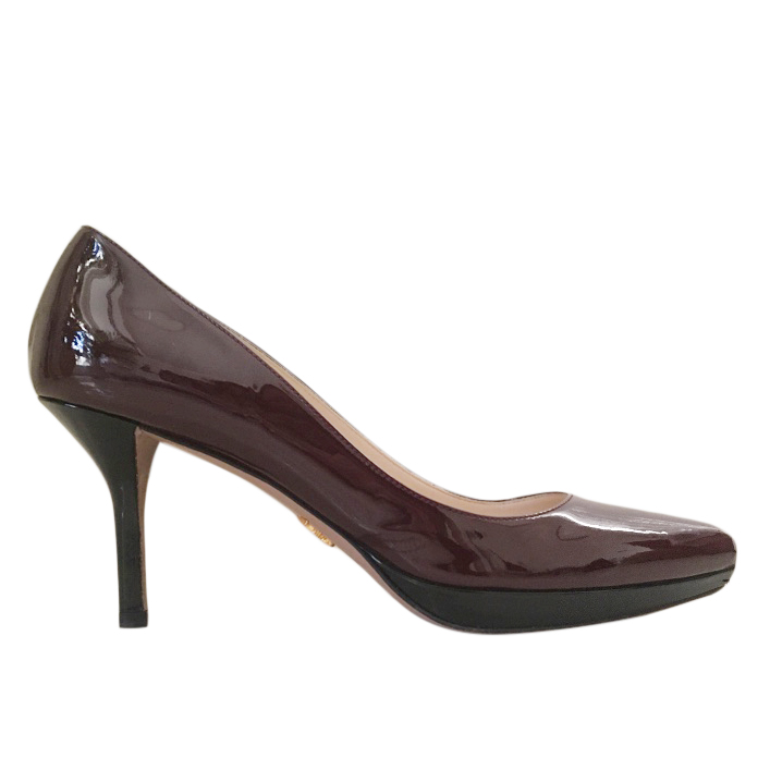 Preowned Prada Burgundy Patent Leather Low Heeled Pumps Size 39 Red