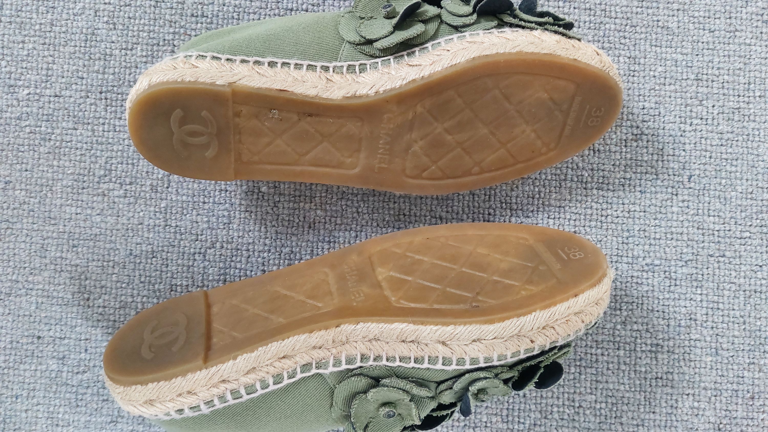 Preowned Chanel Khaki Camellia Espadrilles Size 38 cloth