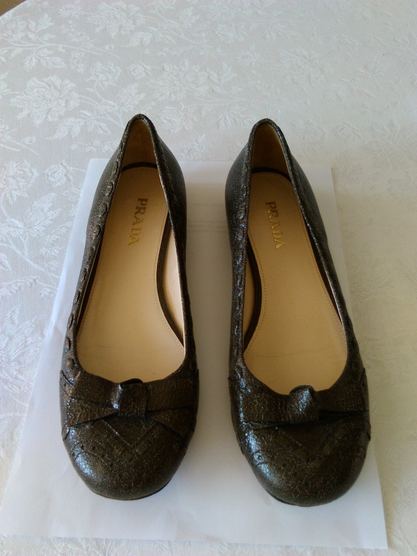 Preowned Prada  Ballet Pumps Size 38 Tan/Brown leather