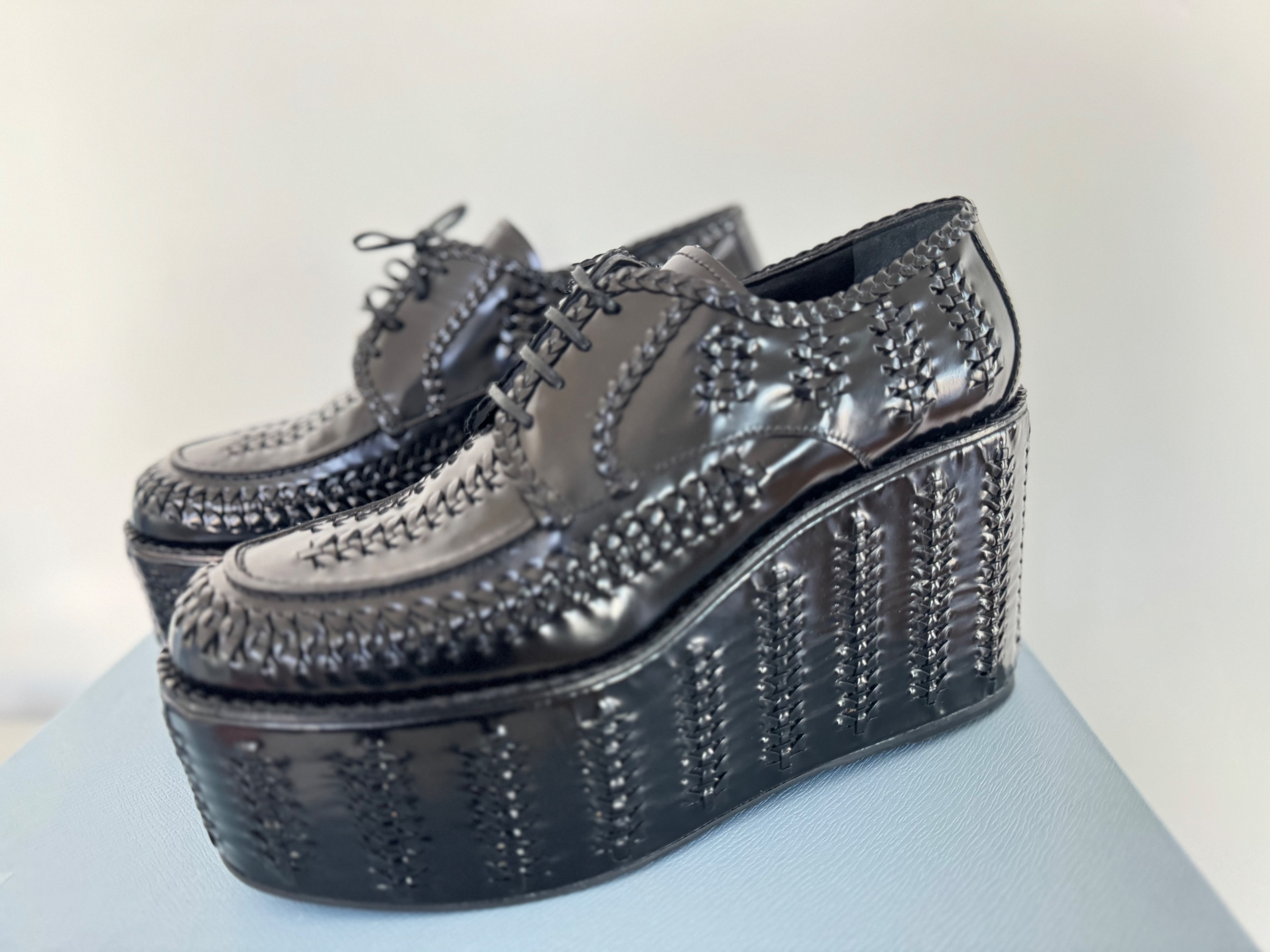 Preowned Prada Black Woven Leather Platform Brogues Size 41