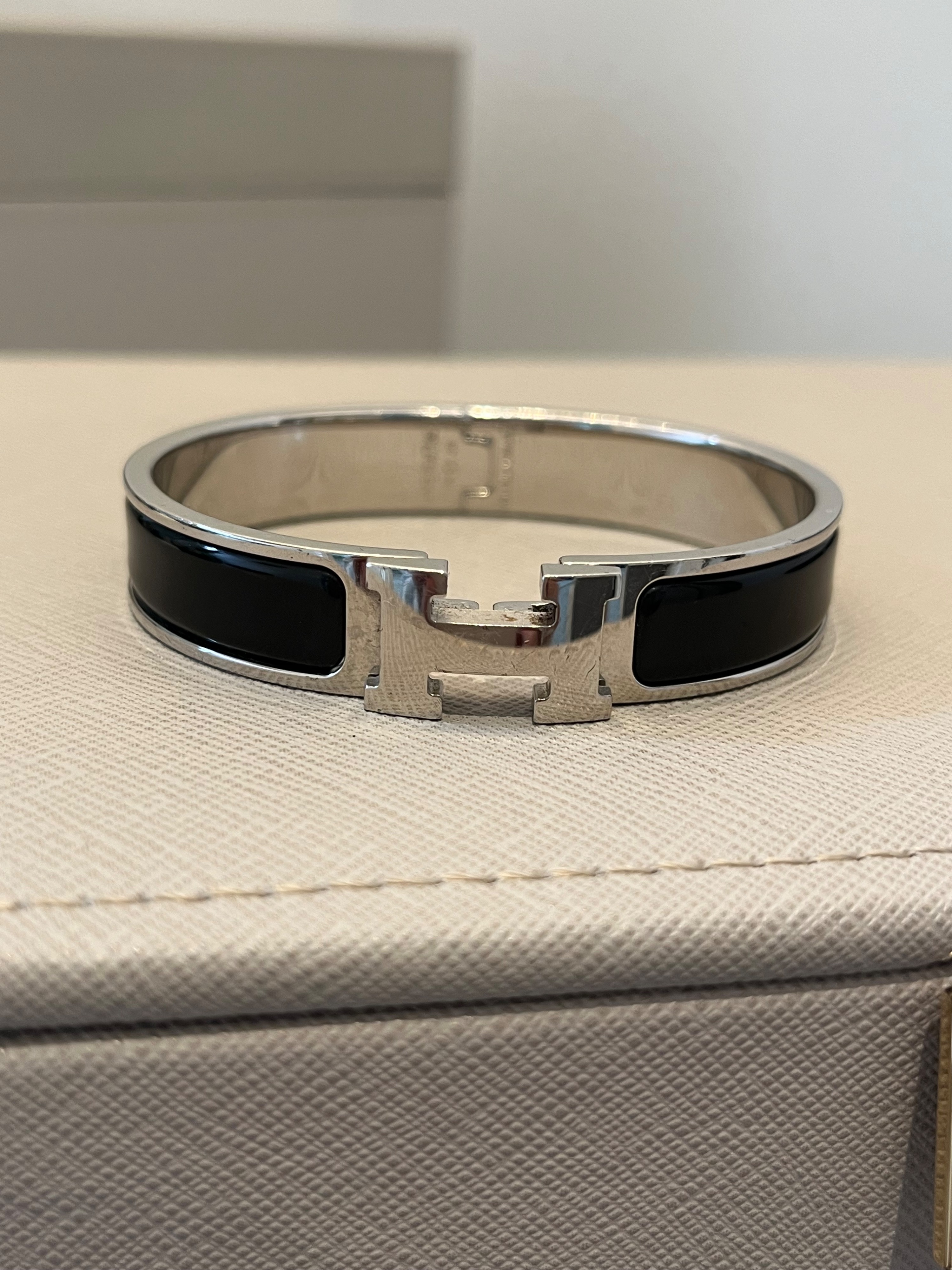 Preowned Hermes Black Clic Clac H Bracelet black ceramic/silver hardware