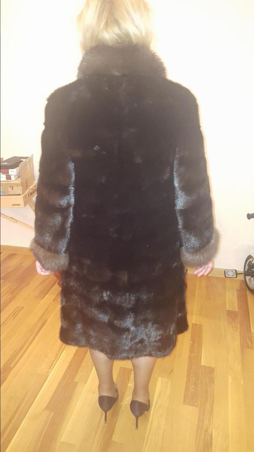 Preowned Bespoke sheared Mink coat with sable collar and cuffs Size XL Black