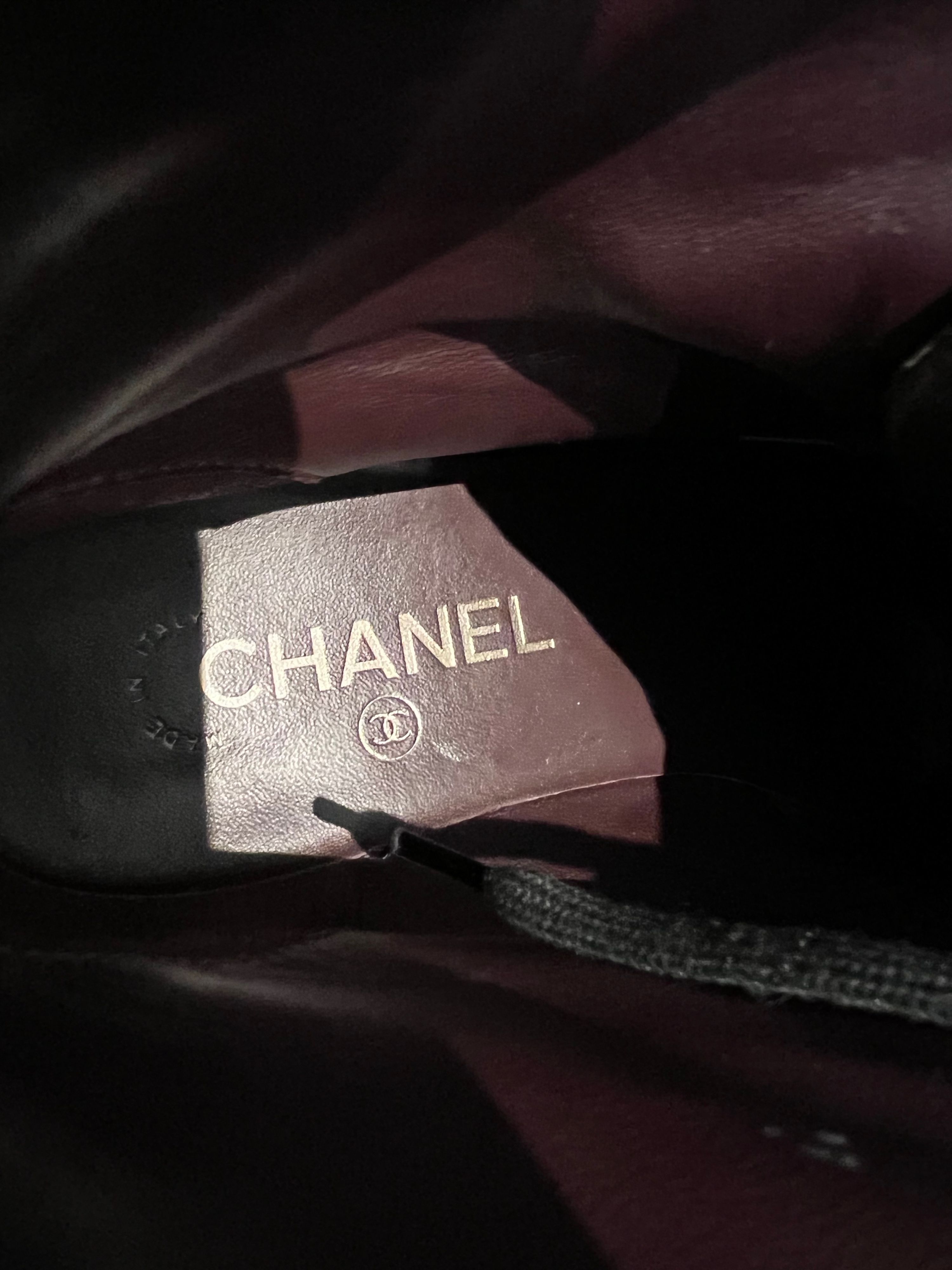 Preowned Chanel Black Glossy Leather Biker Boots Size 385