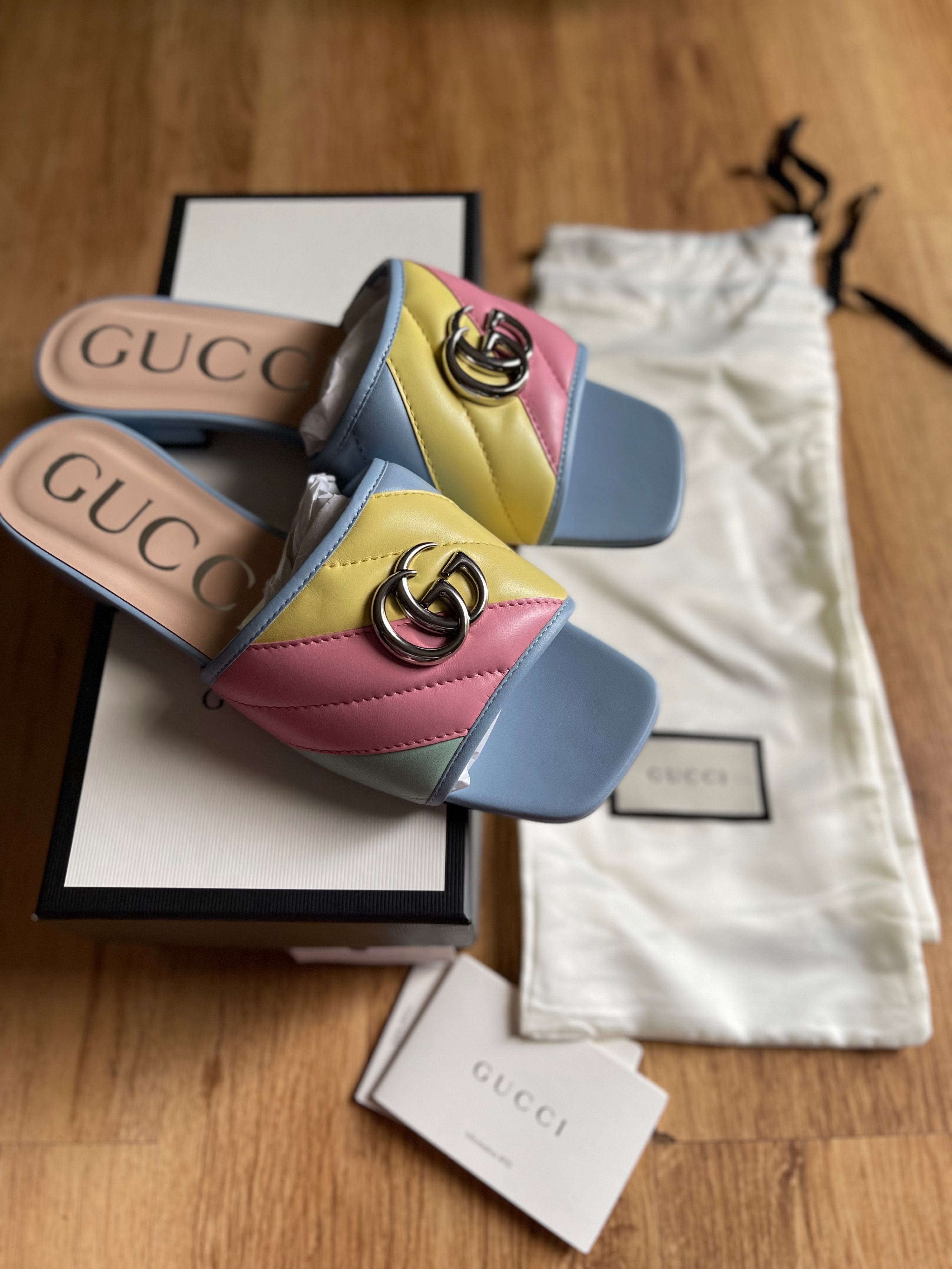 Gucci GG Marmont Rainbow Sandals Size 38 multicoloured leather