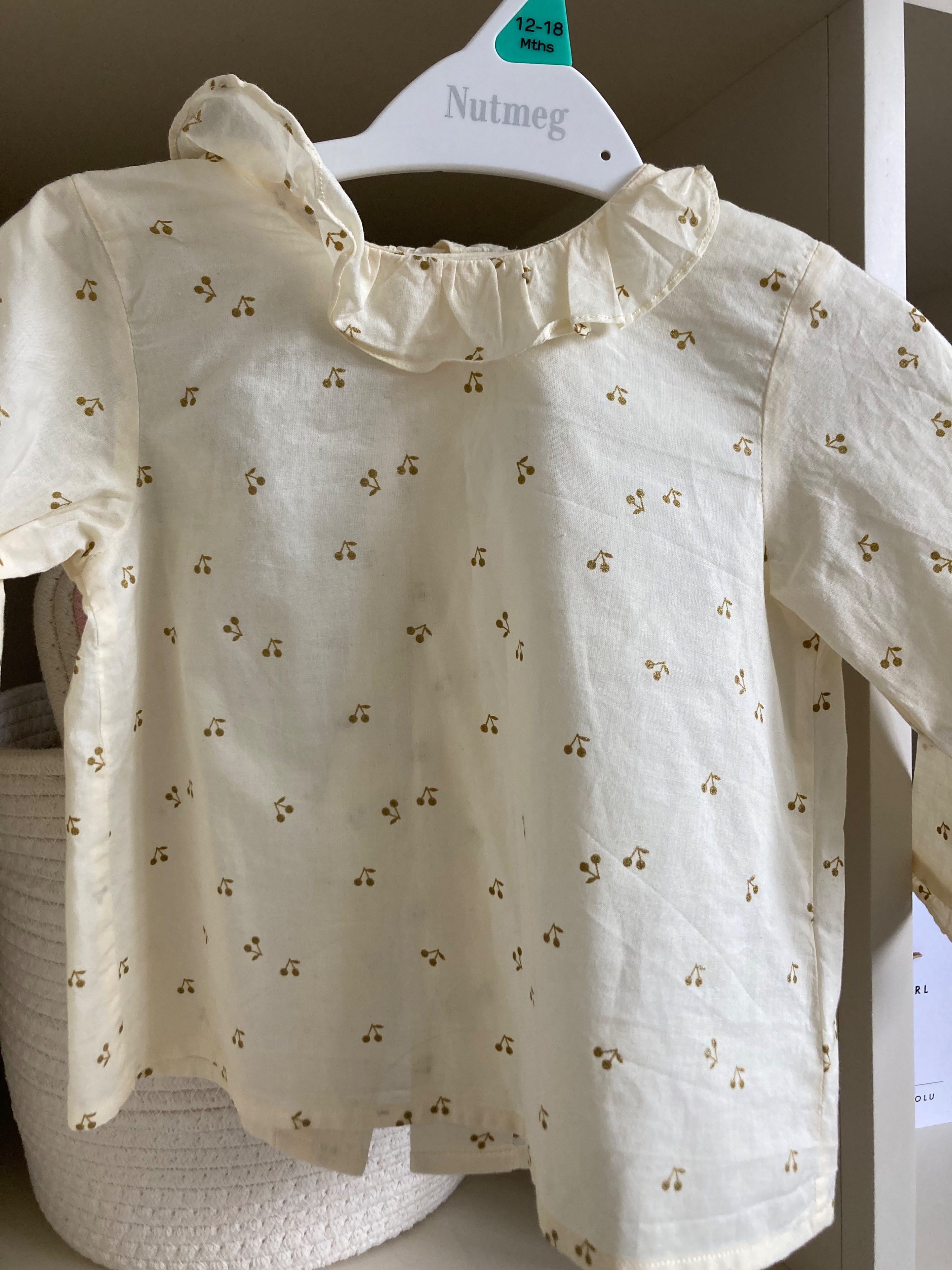 Boys Preowned Bonpoint Ivory and Gold Cherry Print Frill Blouse Size 12-18 Months Beige cotton