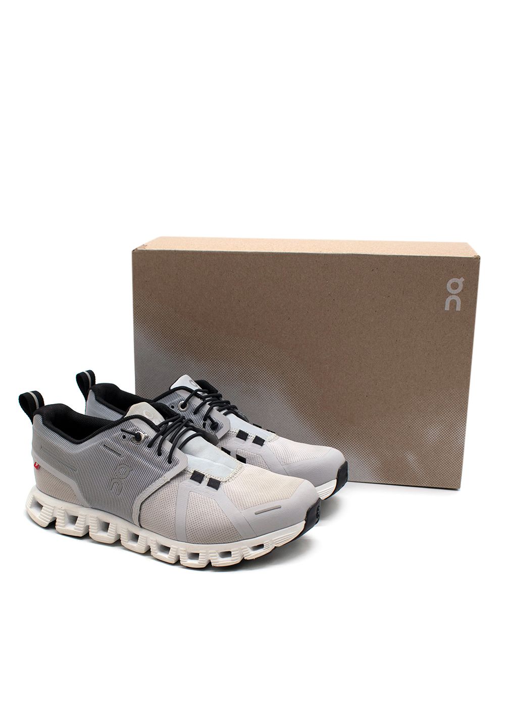 Preowned On Running Cloud 5 Grey Waterproof Trainer Size 36 fabric