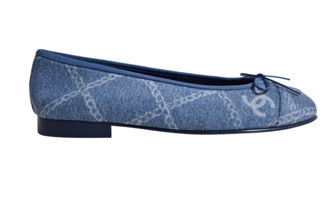 Chanel Logo Denim Ballet Flats Size 39 Blue denim jeans