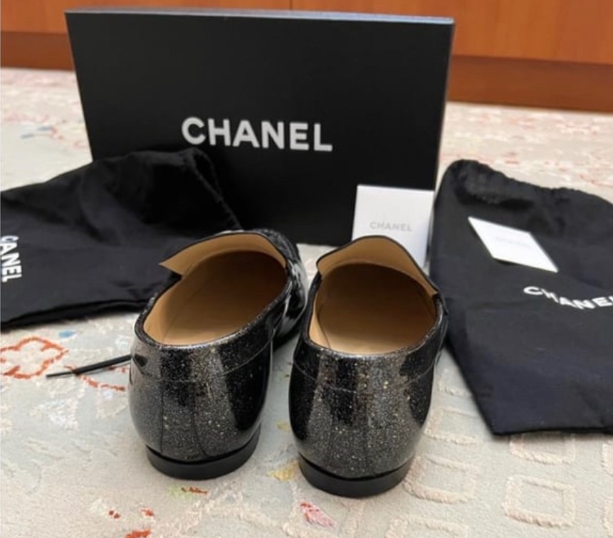 Preowned Chanel Metallic Patent Leather Loafers Size 365 Dark brown