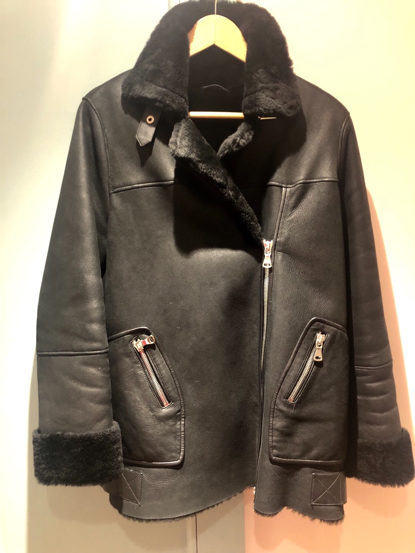 Preowned Bespoke shearling black jacket Size L