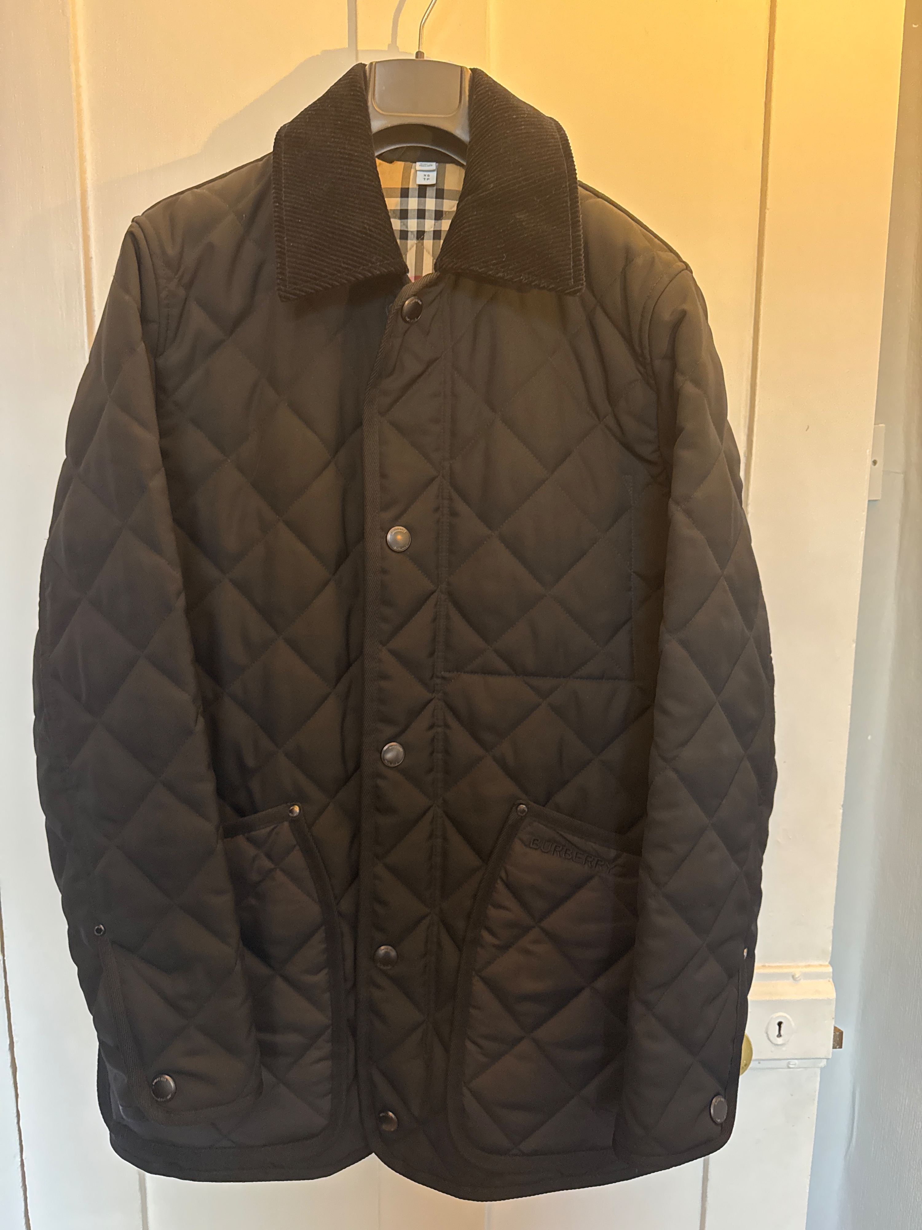 Preowned Burberry Black Thermoregulated Size XS Black outside/burberry print inside polyester