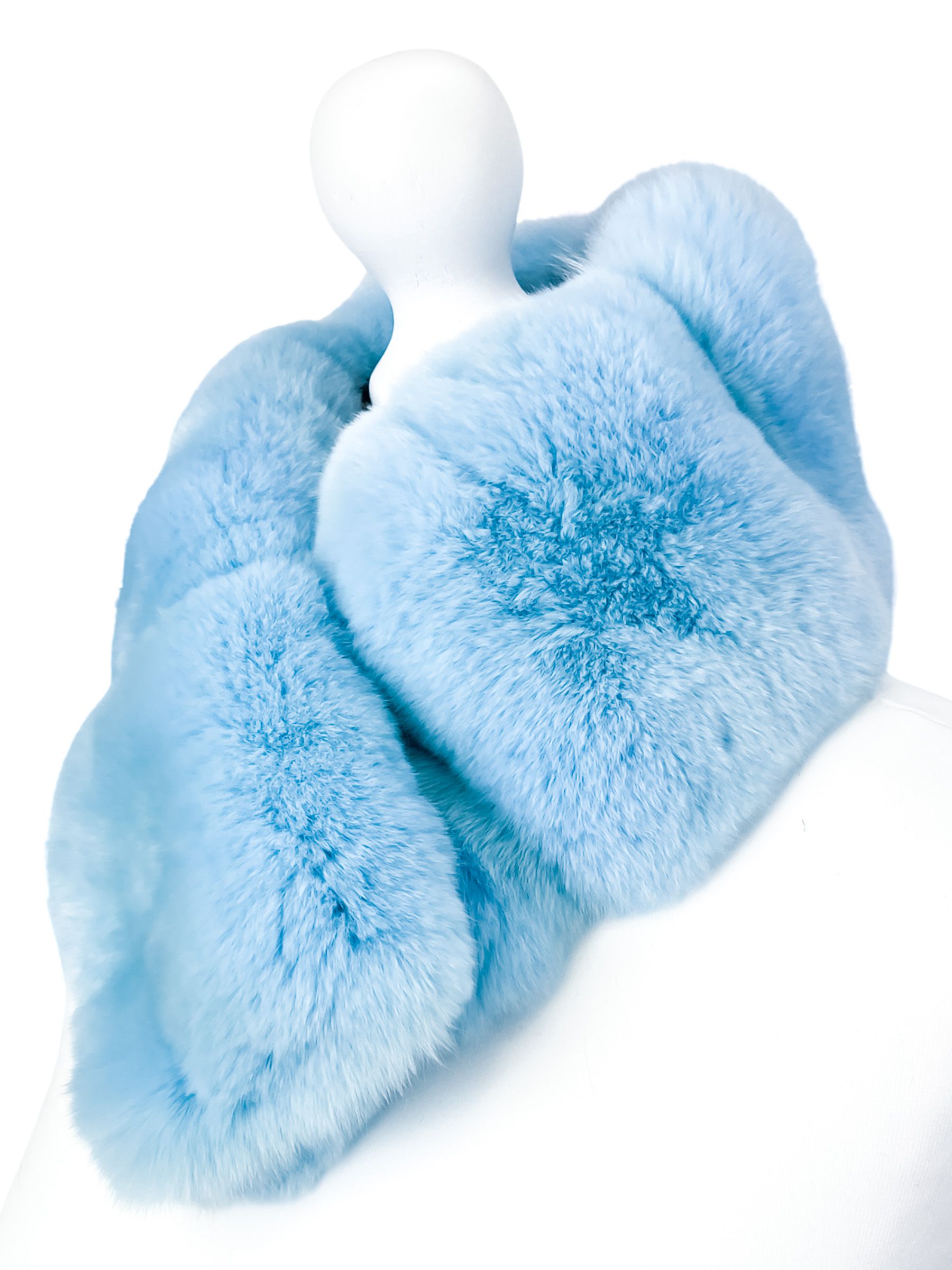 FurbySD Baby Blue Chinchilla Fur Stole/Collar