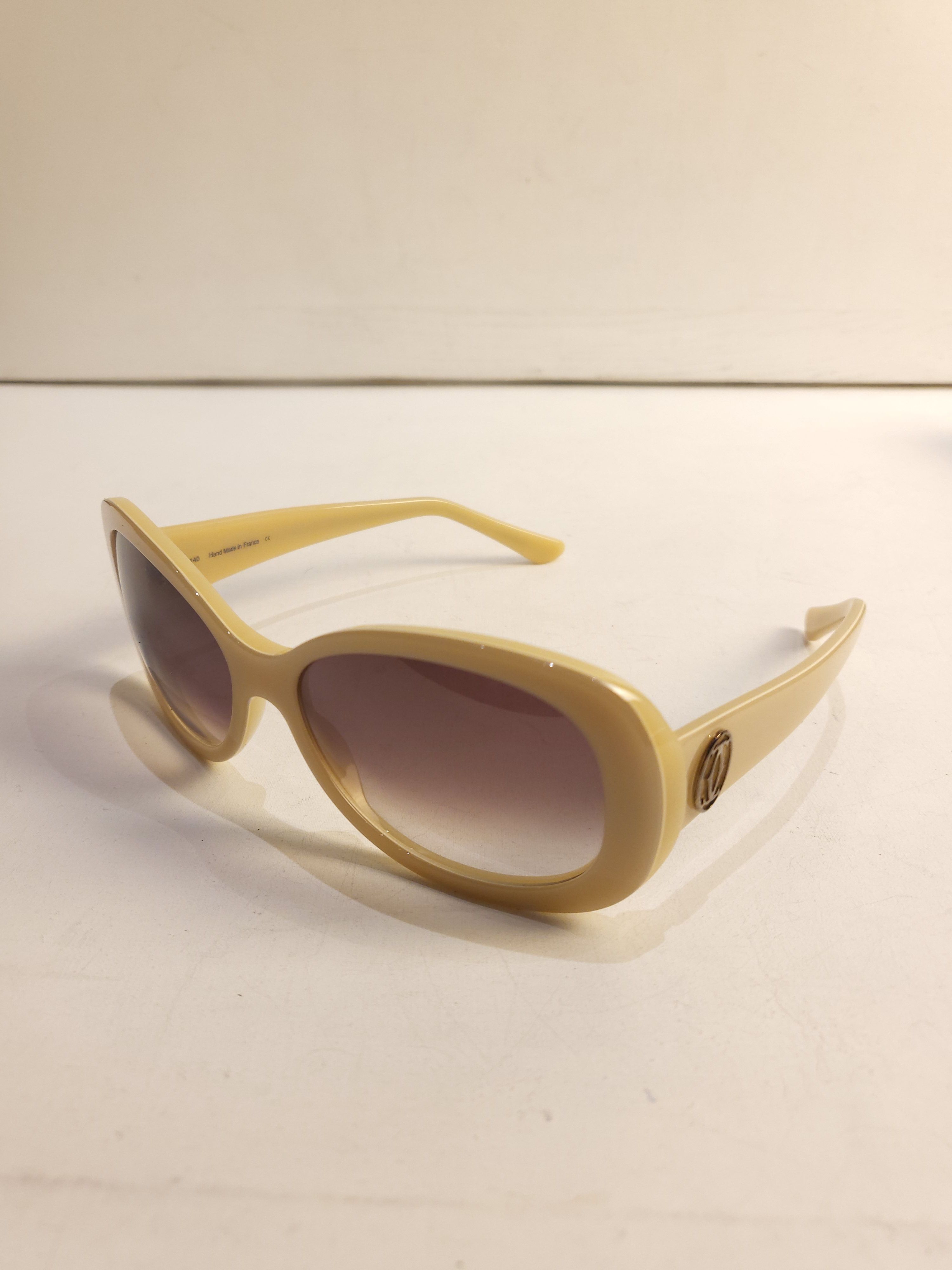 Preowned Cartier Beige Round Sunglasses acetate