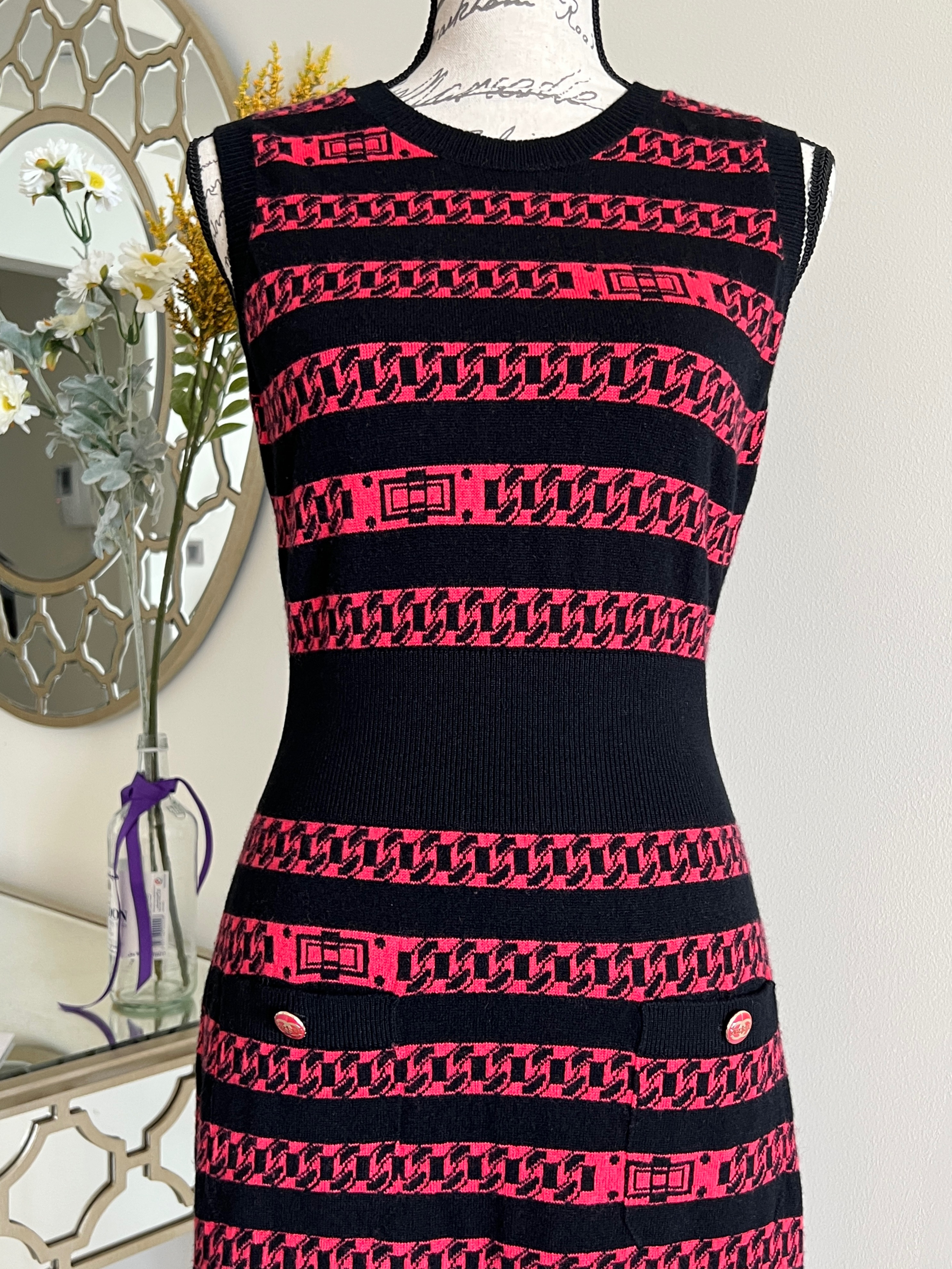 Chanel Black  Pink Cashmere Chain Print Dress Size XS multicolor