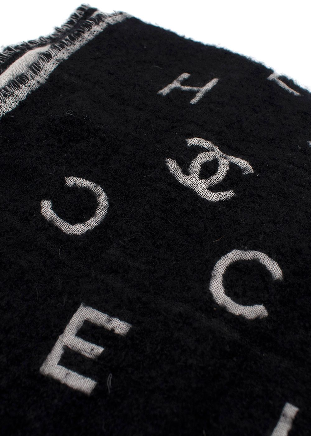 Preowned Chanel Black Coco Letter Cashmere Blend Scarf black/grey cashmere/silk