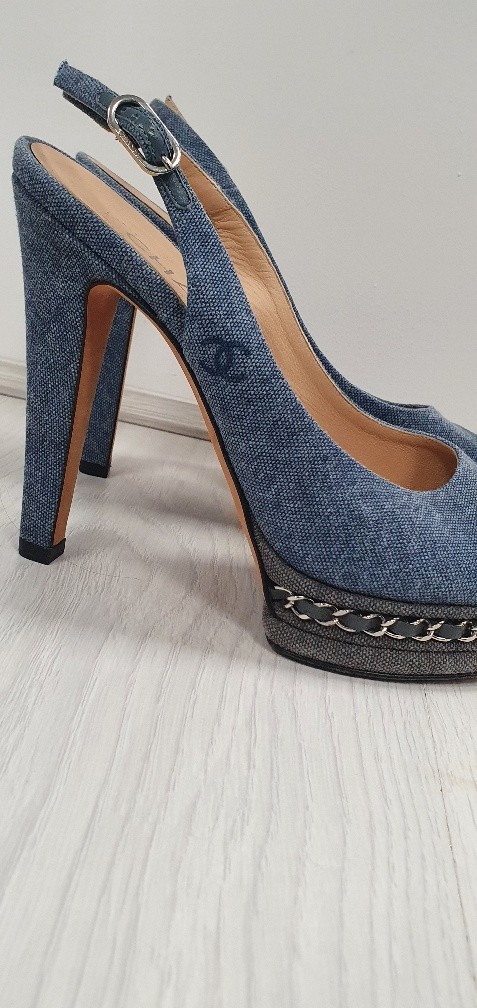 Preowned Chanel Chain Trim Denim Slingback Sandals Size 38 Blue