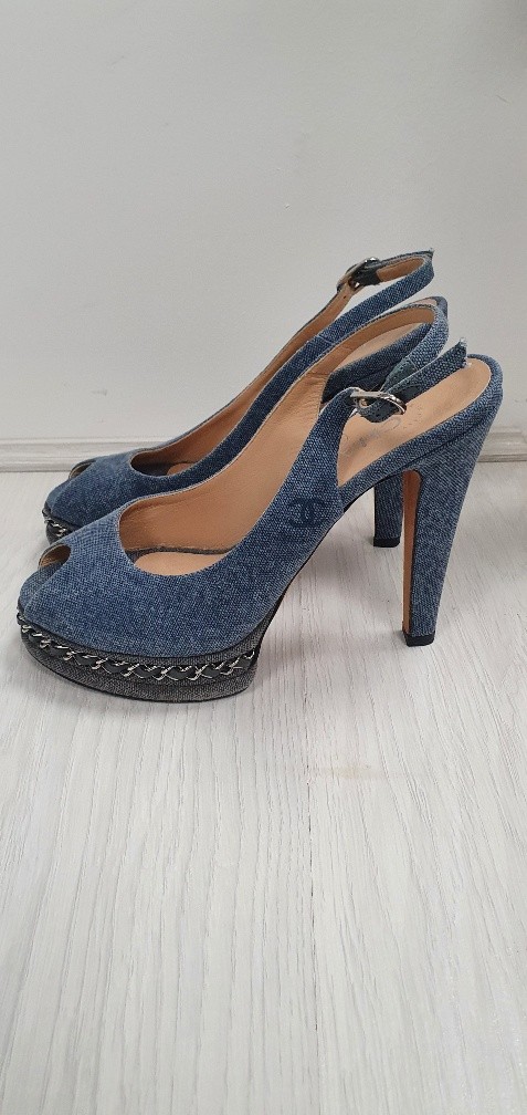 Preowned Chanel Chain Trim Denim Slingback Sandals Size 38 Blue