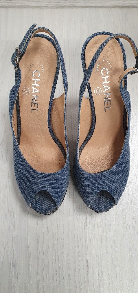 Preowned Chanel Chain Trim Denim Slingback Sandals Size 38 Blue