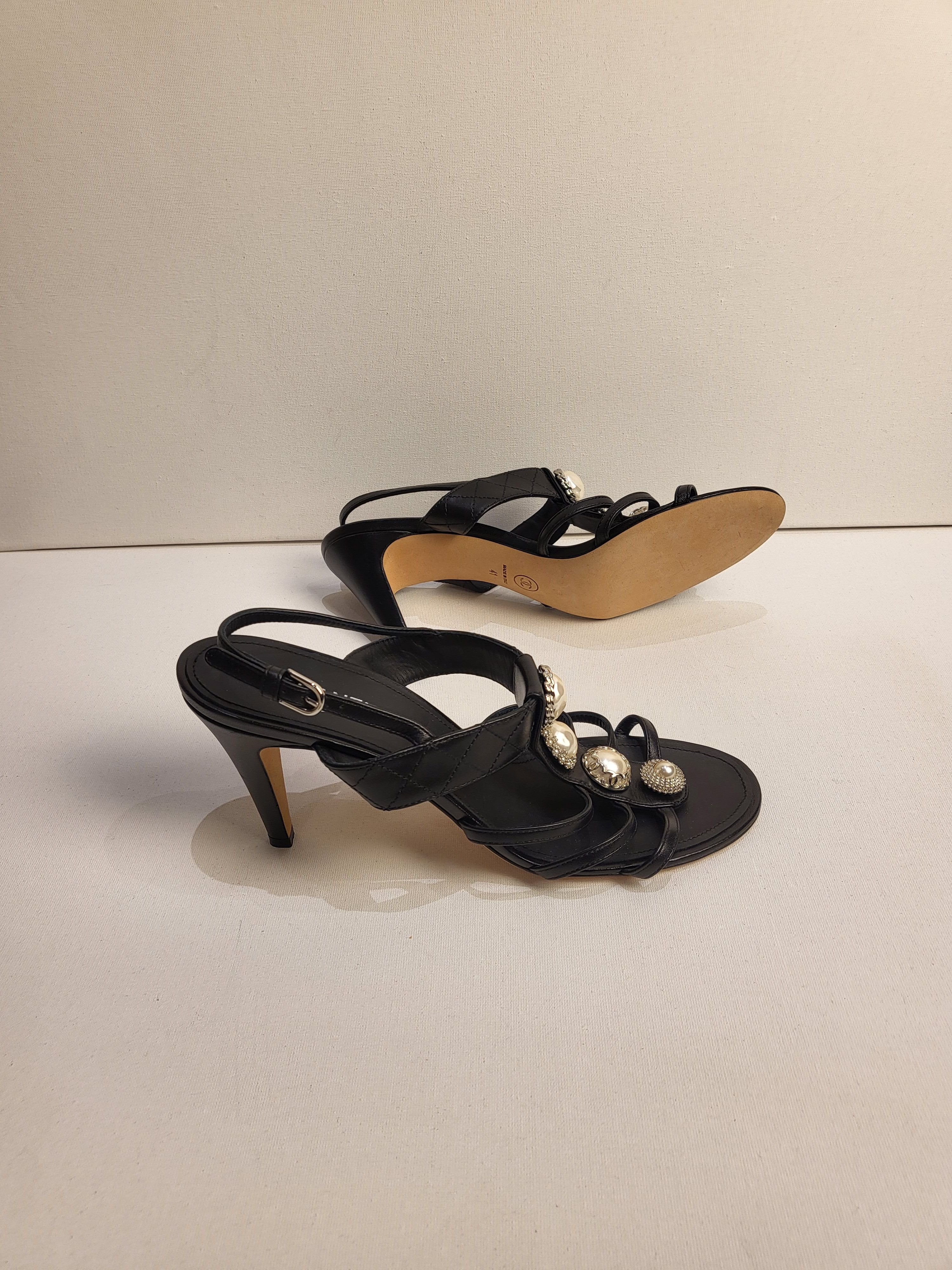 Chanel Black Faux Pearl Embellished Slingback Sandals Size 41 leather