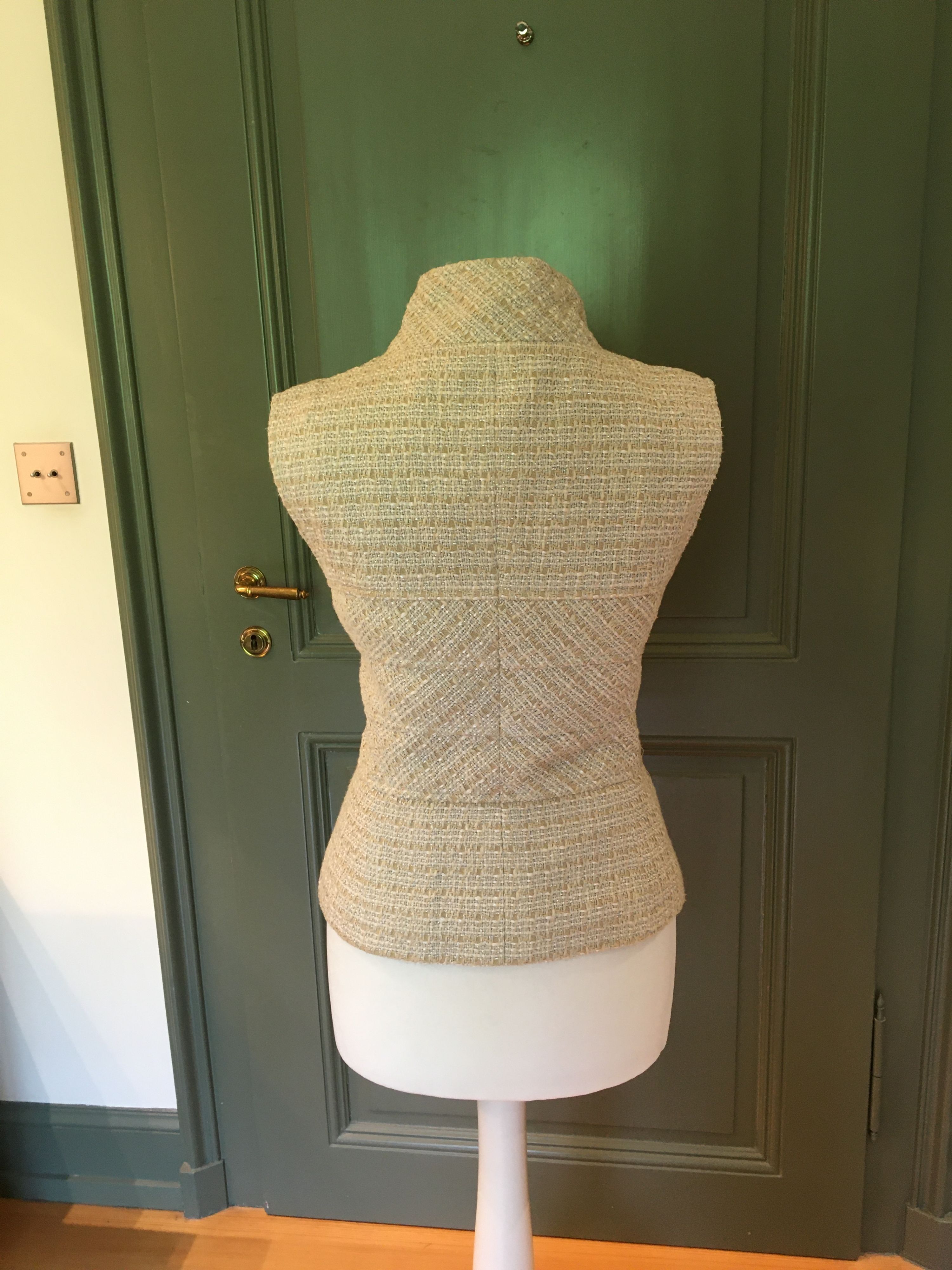 Preowned Chanel Tweed Sleeveless Jacket Size S white beige mixed