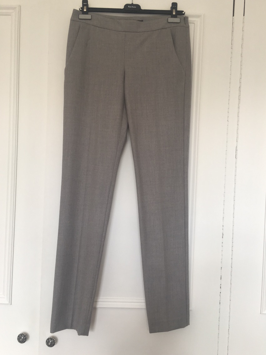 Preowned Theory wool classic trousers Size M Silver