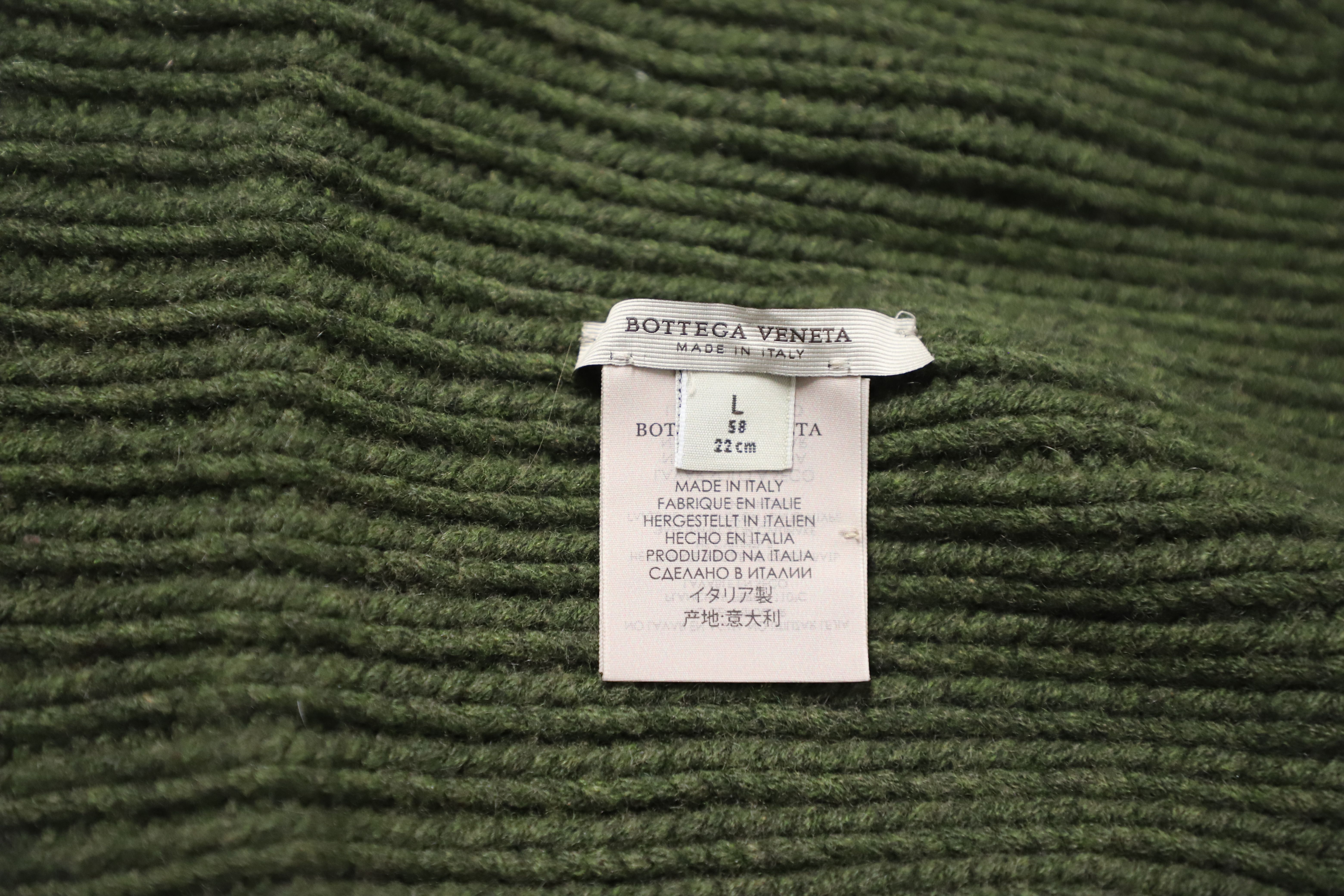 Preowned Bottega Veneta Green Cashmere Ribbed Beanie wool/hair/cashmere