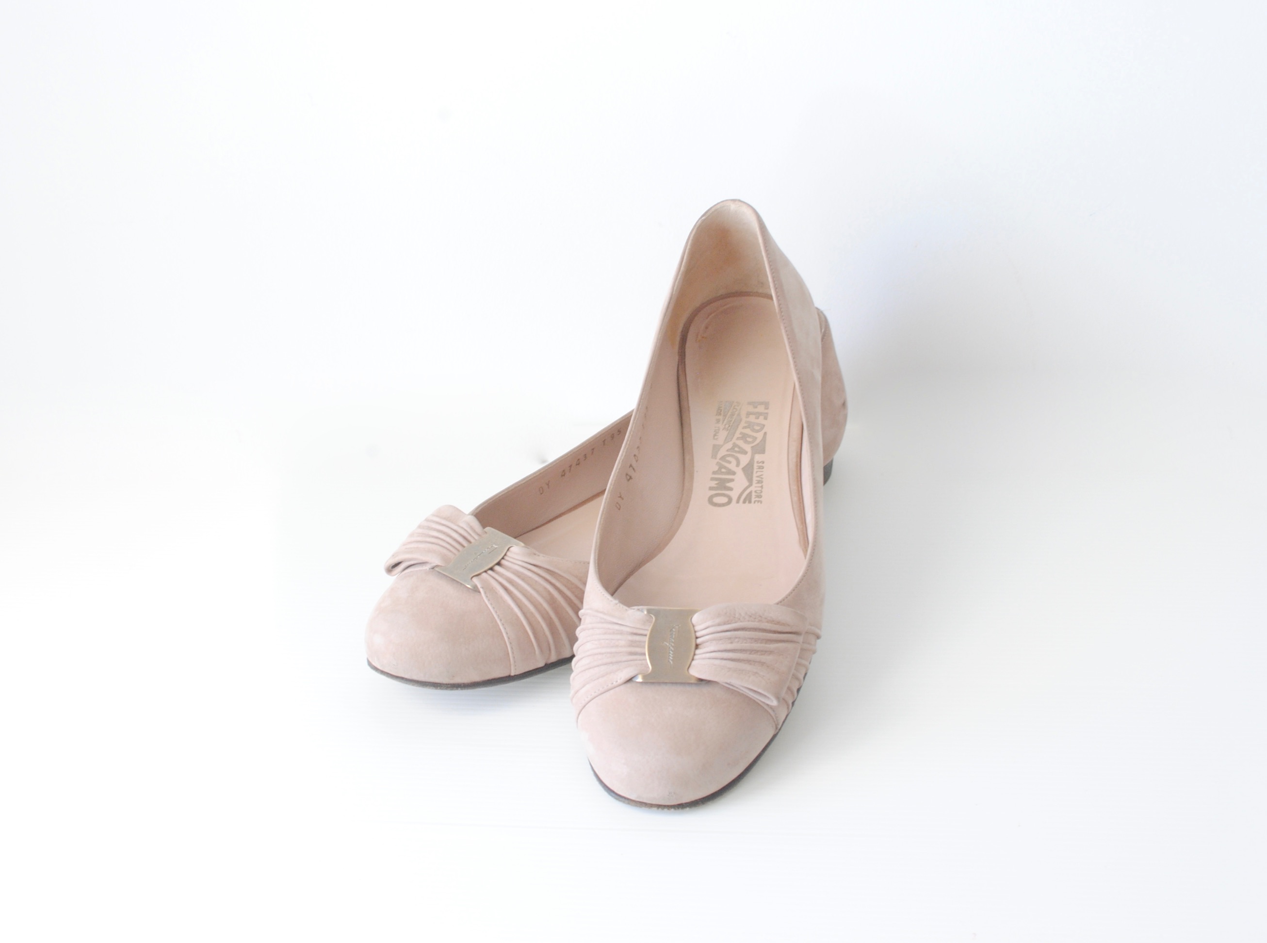 Preowned Salvatore Ferragamo Suede Ballerinas Size 39 nude leather