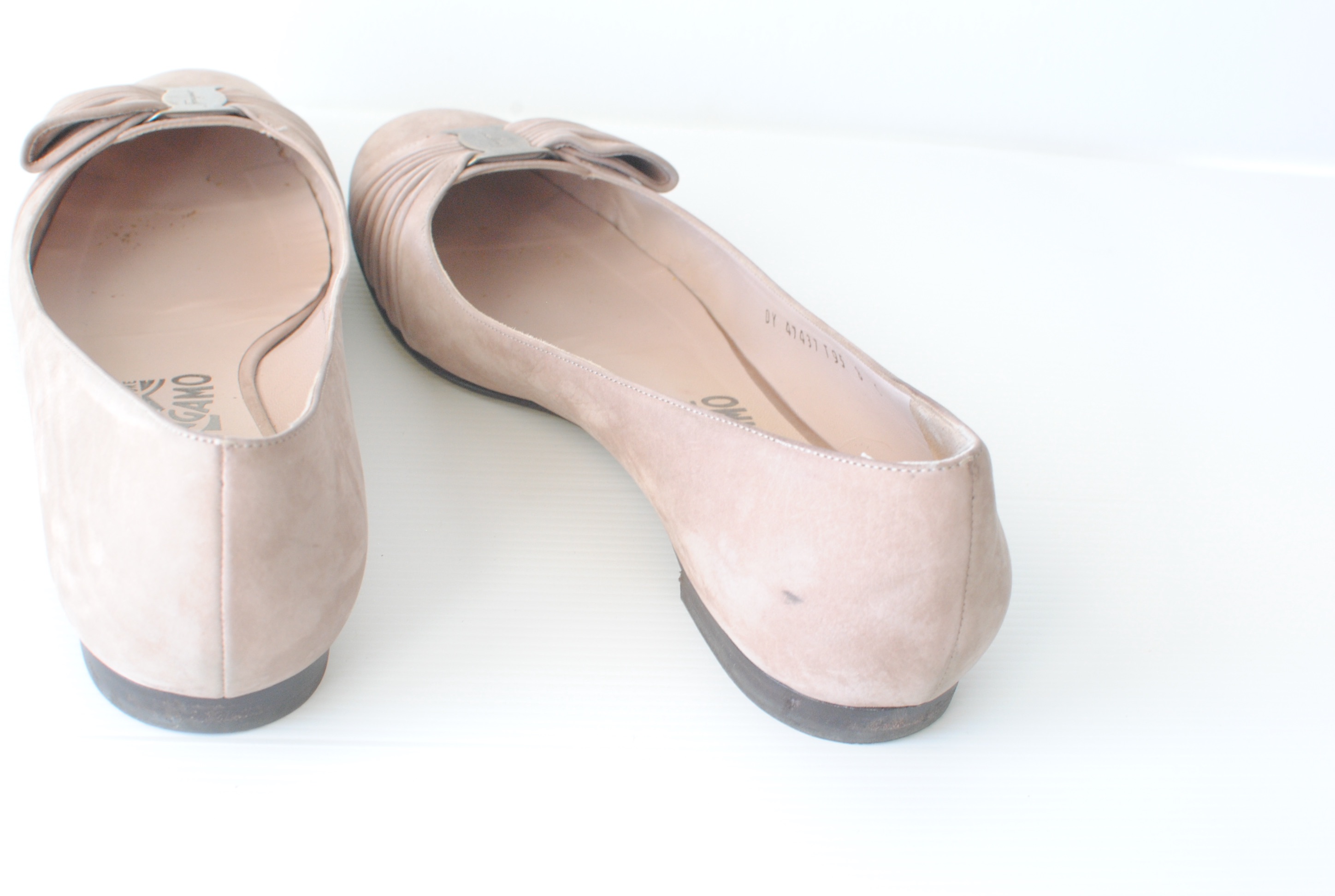 Preowned Salvatore Ferragamo Suede Ballerinas Size 39 nude leather