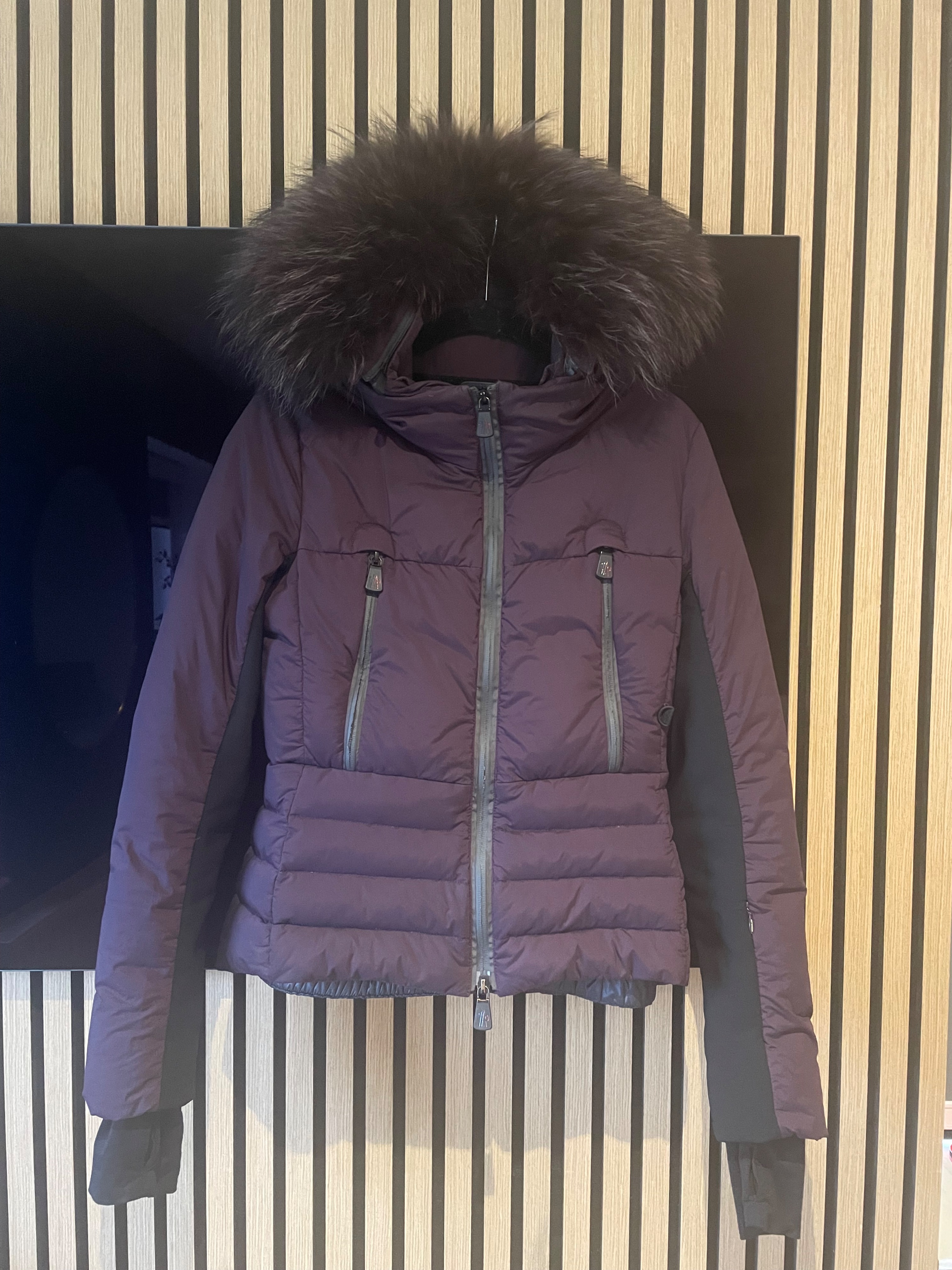 Preowned Moncler Purple Melbreak Puffer Coat Size XS fur