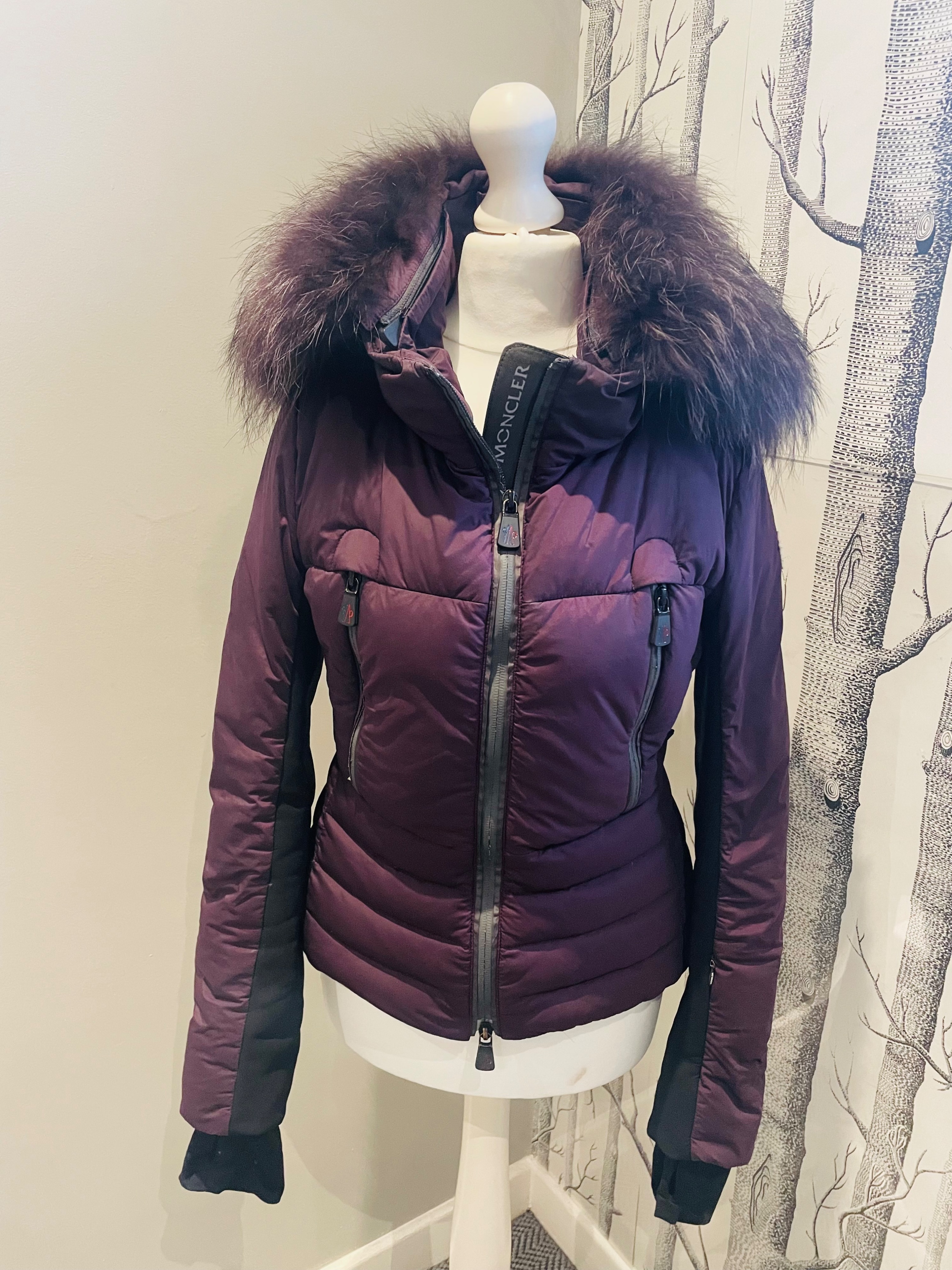 Preowned Moncler Purple Melbreak Puffer Coat Size XS fur