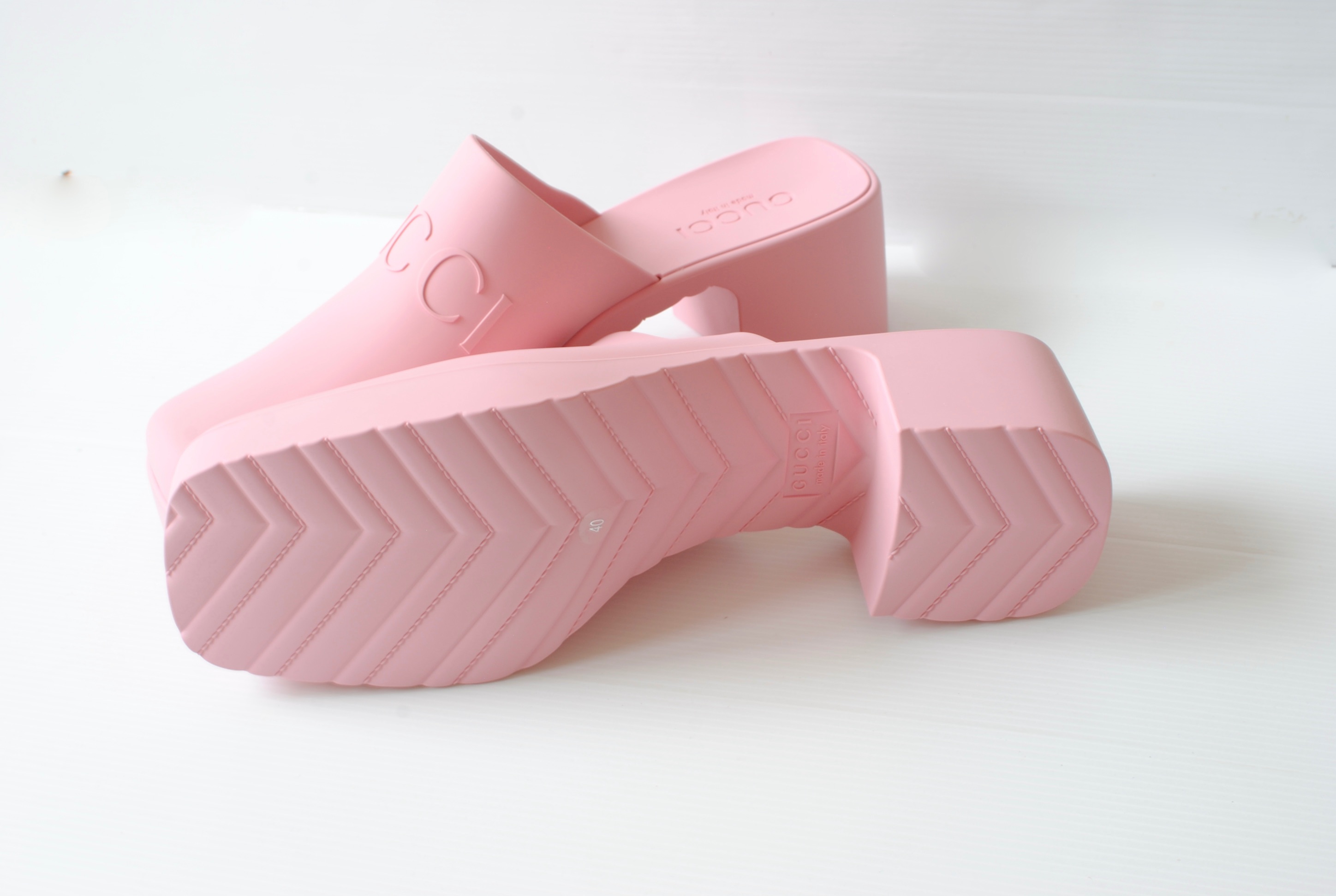 Gucci Pink Logo Mules Size 40 rubber