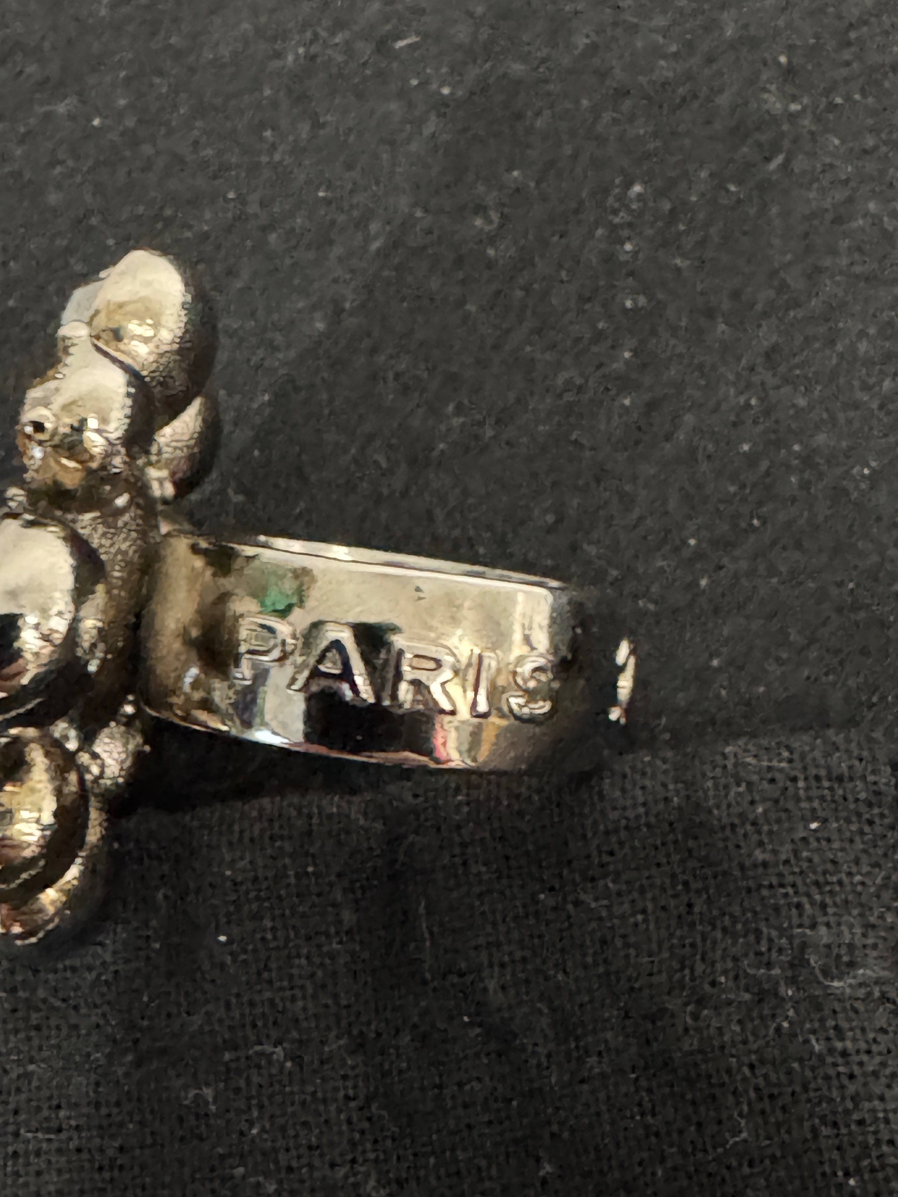 Preowned Chanel Floral Crystal CC Logo Ring White and champagne base metal/lead crystal