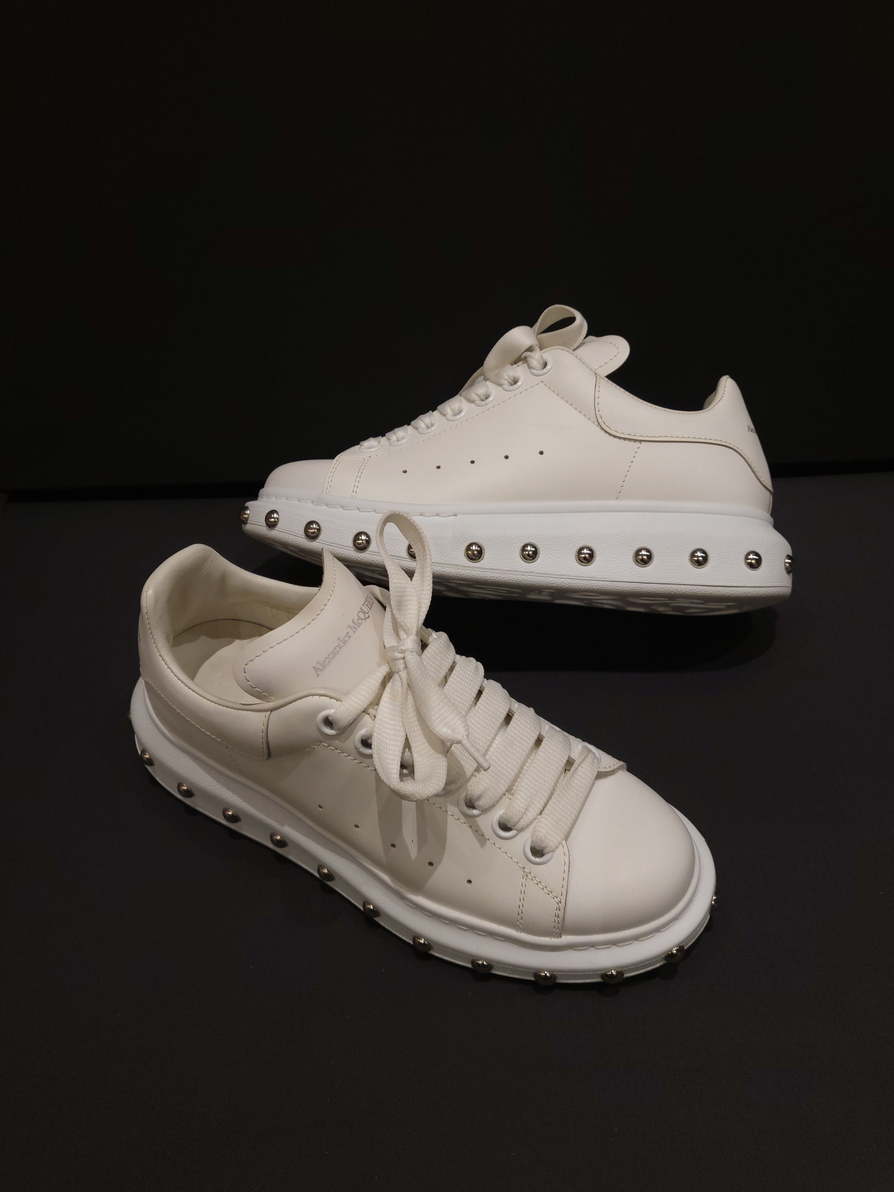 Preowned Alexander McQueen White Studded Platform Trainers Size 38 leather