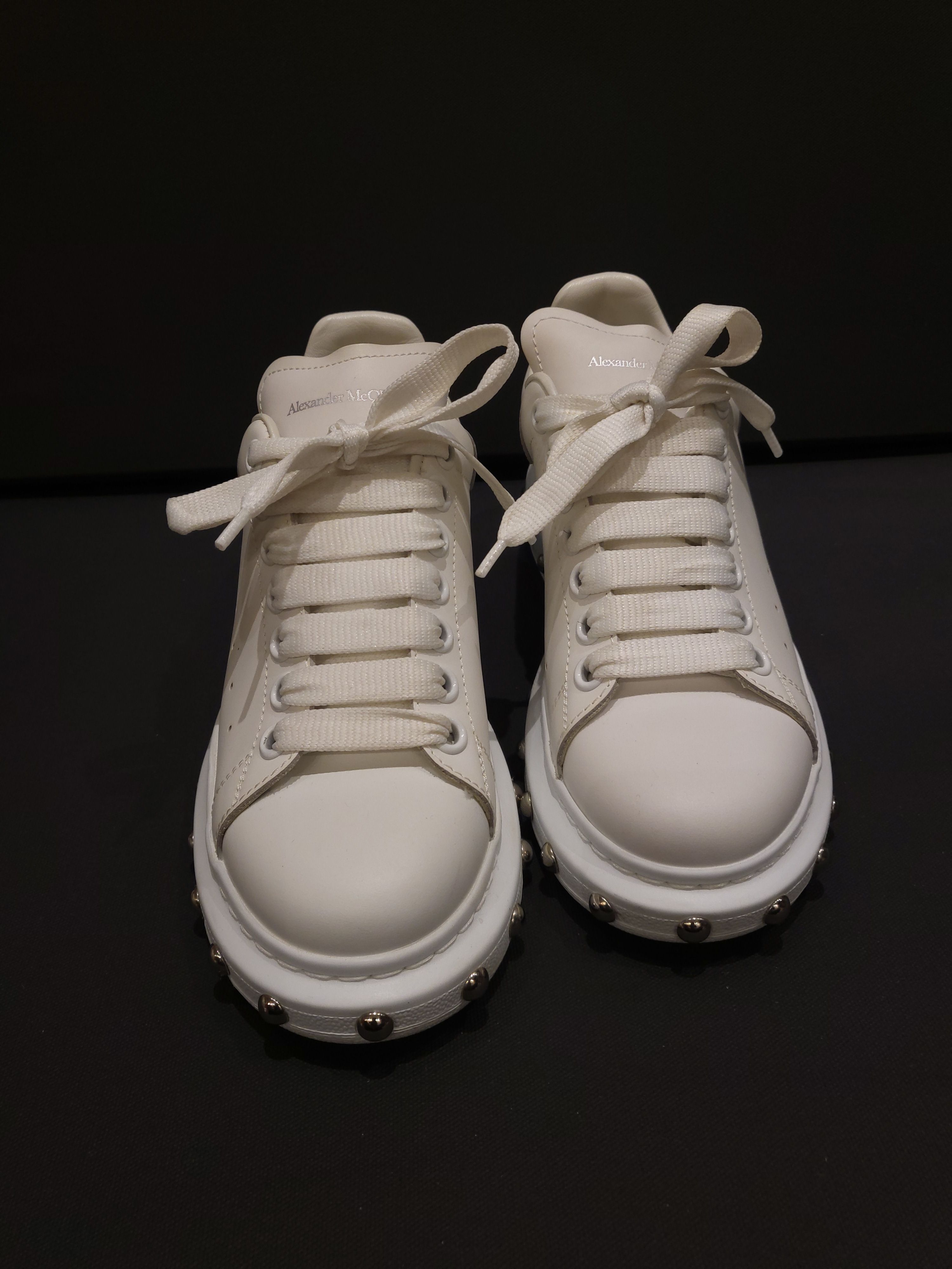 Preowned Alexander McQueen White Studded Platform Trainers Size 38 leather