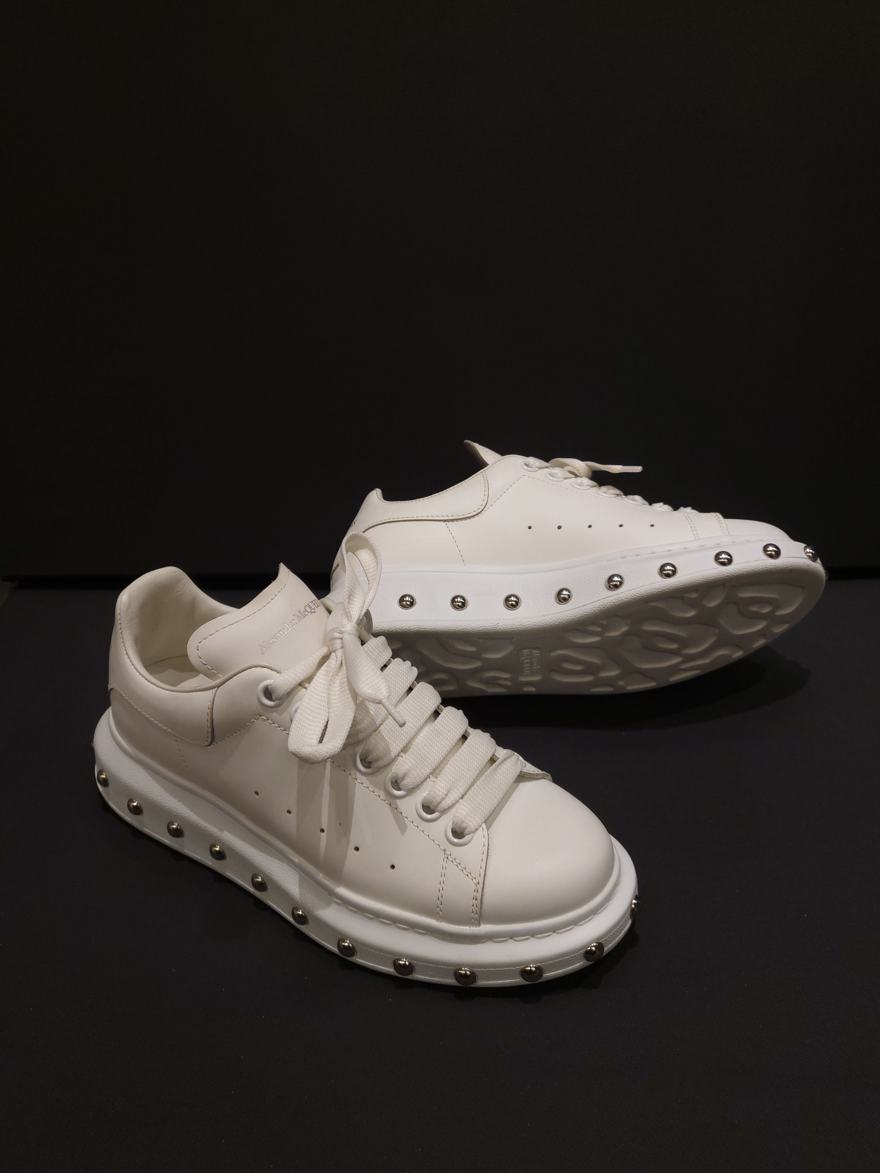 Preowned Alexander McQueen White Studded Platform Trainers Size 38 leather