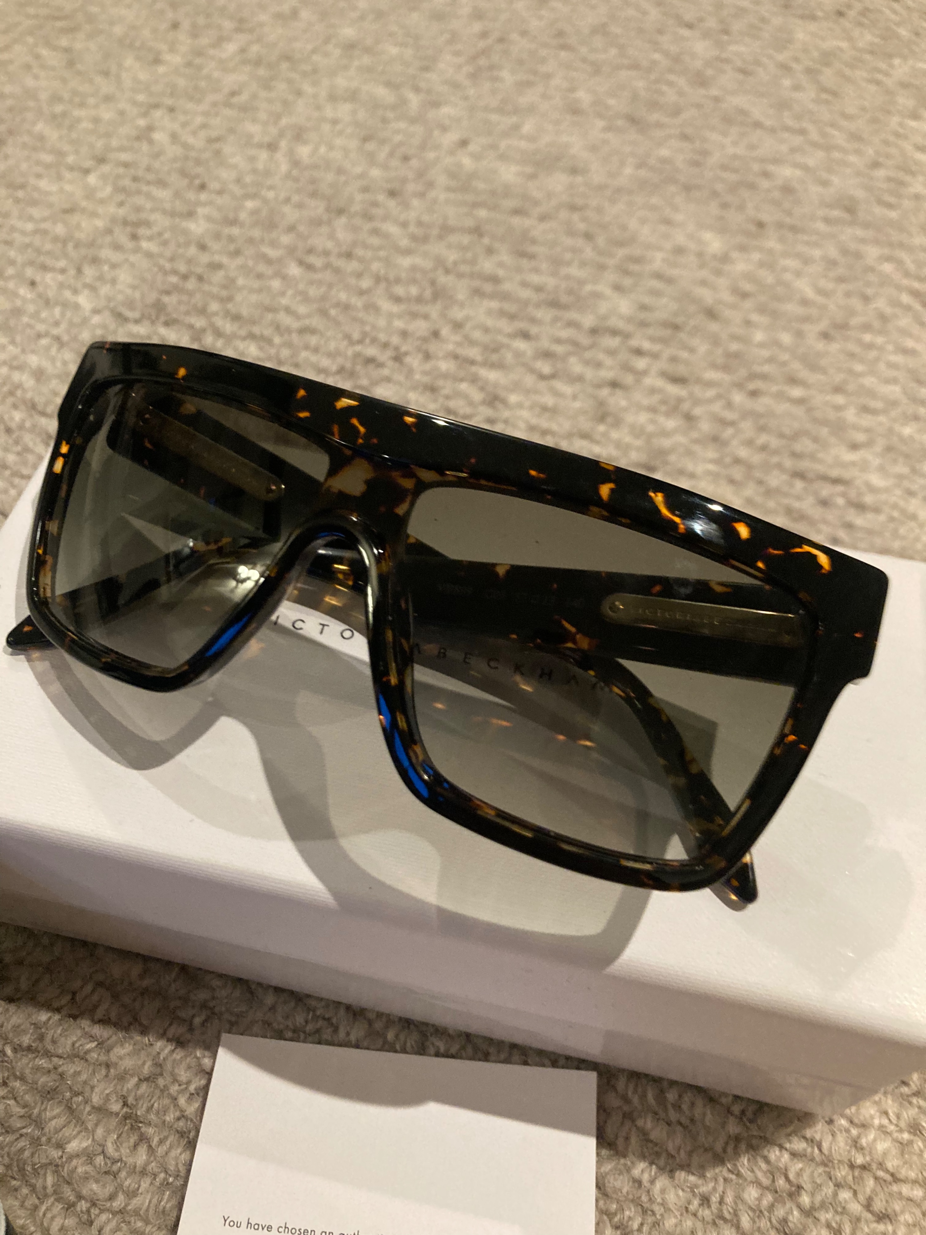 Preowned Victoria Beckham VBS99C01 Square Oversized Sunglasses Tortoise shell