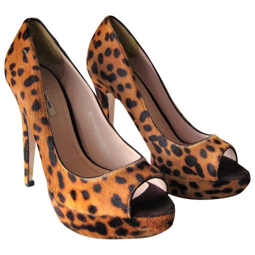 Preowned Miu Miu St Mini Leopard Peeptoe Pumps Size 375 Animal Print ponystyle calfskin