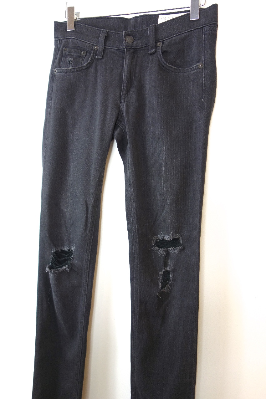 Preowned Rag and Bone Skinny Jeans in black with holes Size 25/63 cotton