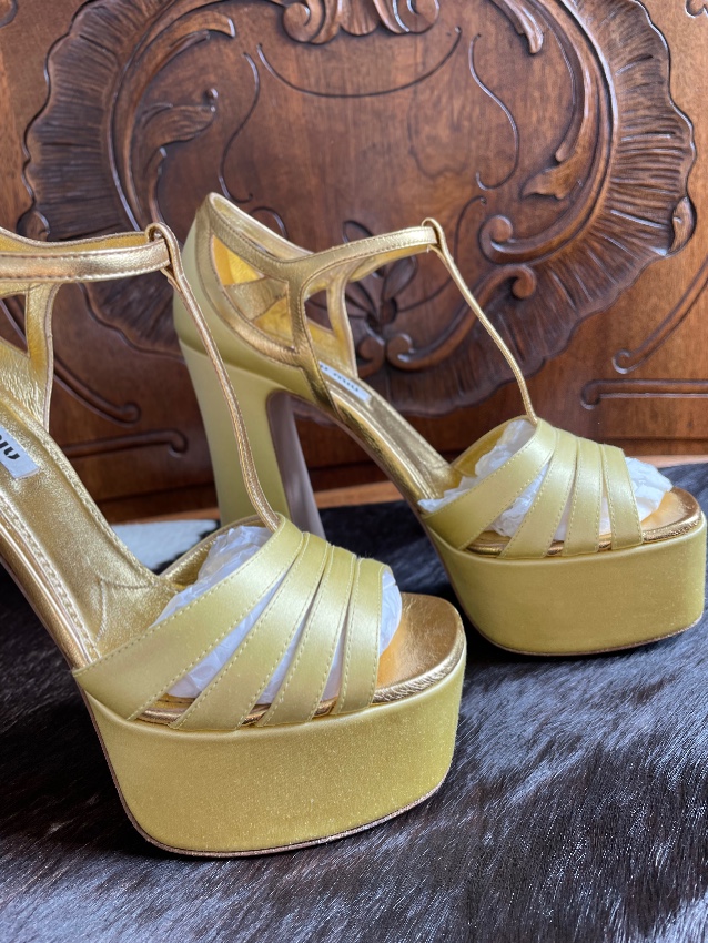 Miu Miu Gold Leather  Yellow Satin Platform Sandals Size 375