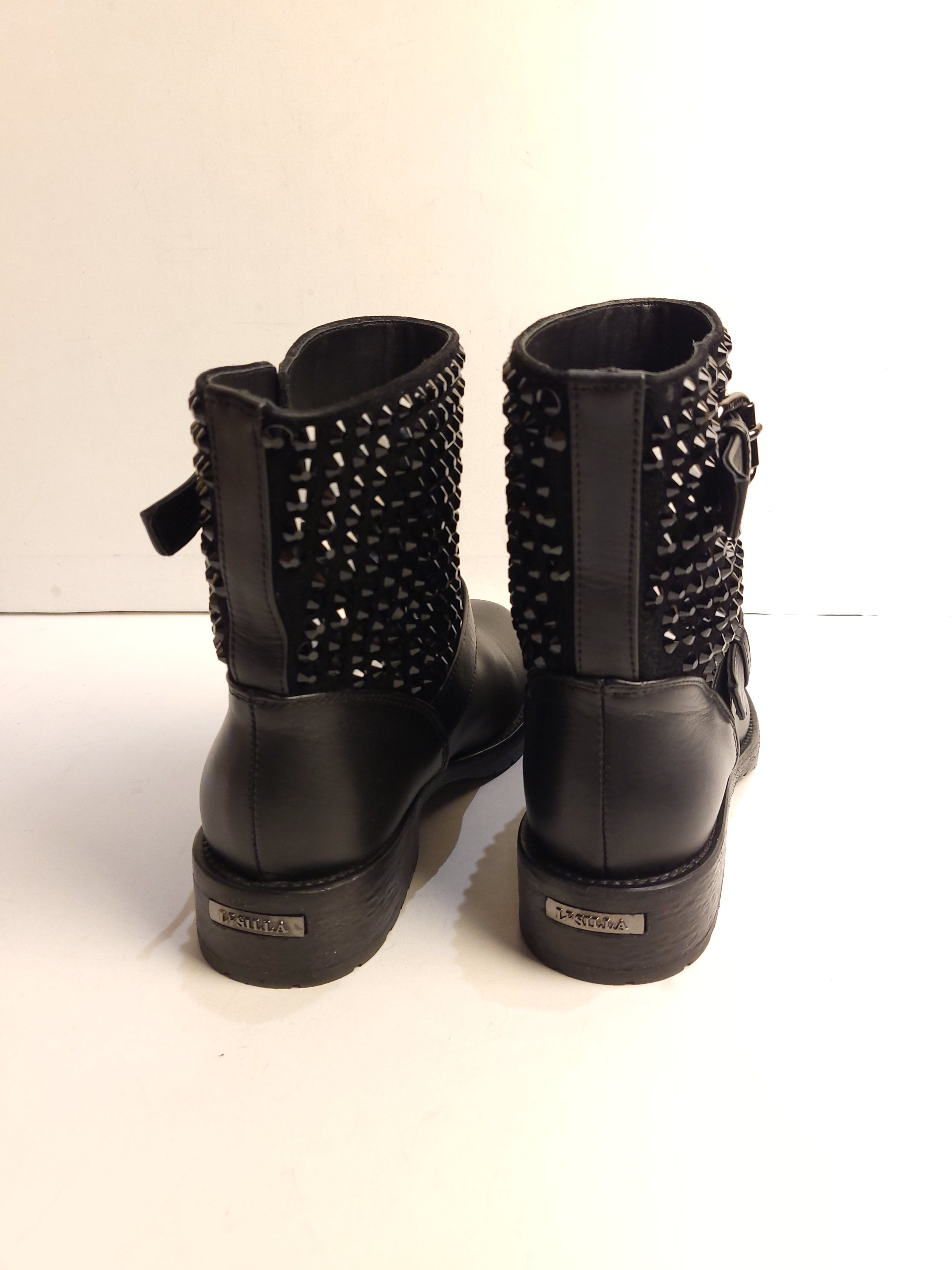 Preowned black leather studded biker boots Size 36