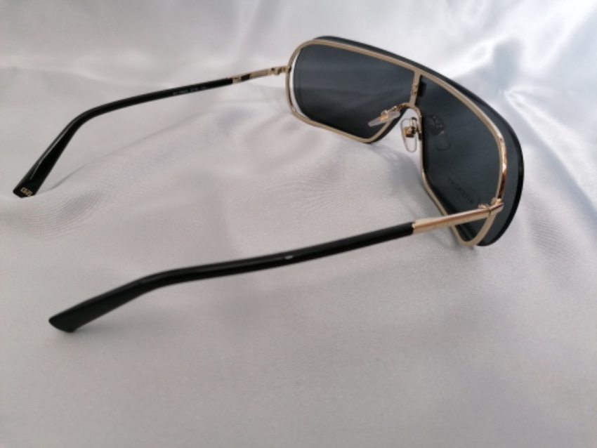 Givenchy GV 7168/S Black Sunglasses Size M metal