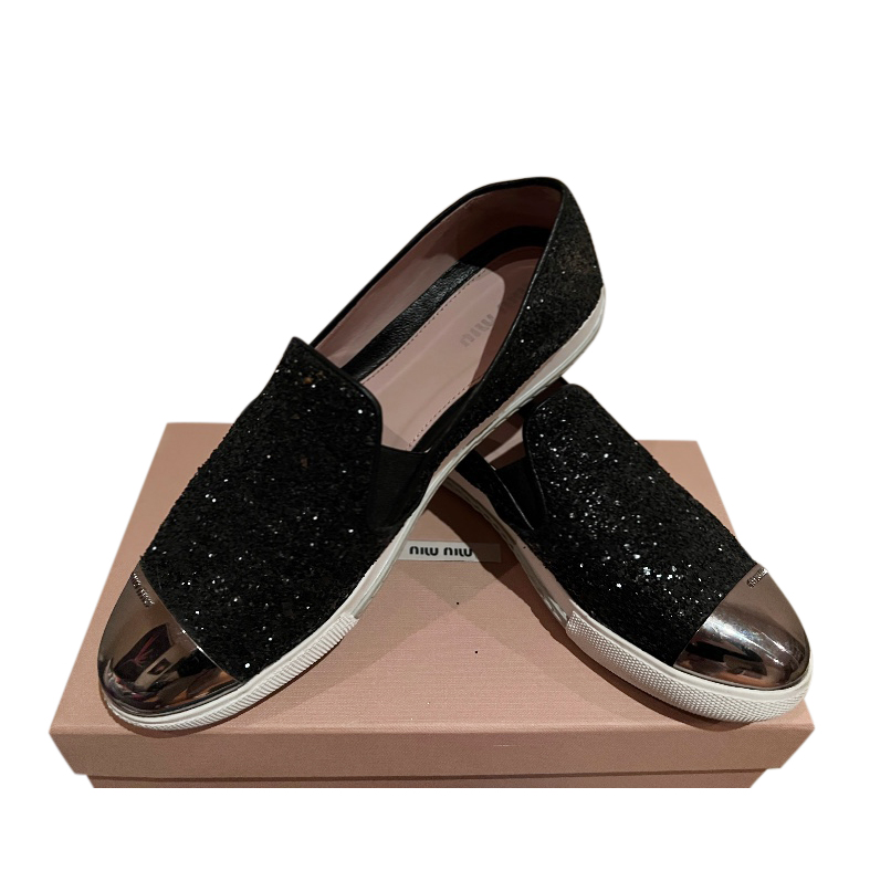 Preowned Miu Miu  Black Metallic Silver Toe Cap Slip-On Trainers Size 375 leather