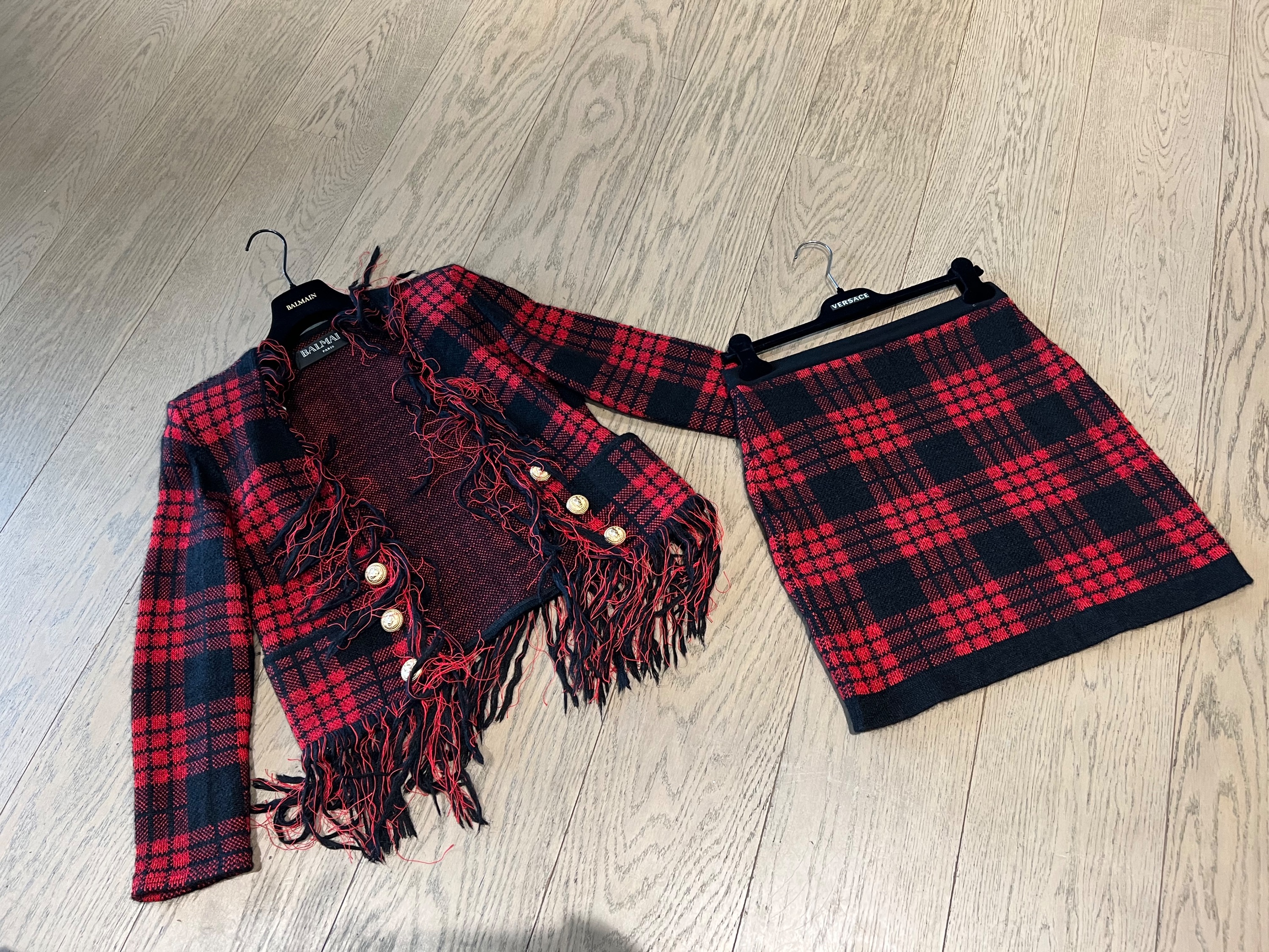 Preowned Balmain Red  Black Plaid Skirt  Jacket Size M Tartan black and red wool