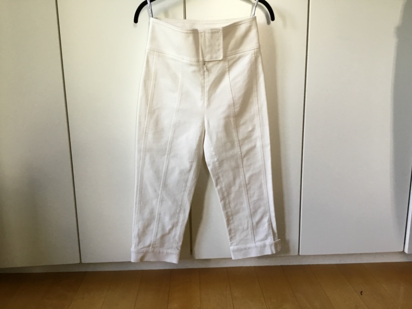 Preowned Dior Cream Tailored Cropped Pants Size S White cotton