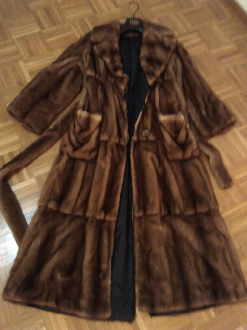 Preowned Fendi wild Mink Reversible Fur coat Gold