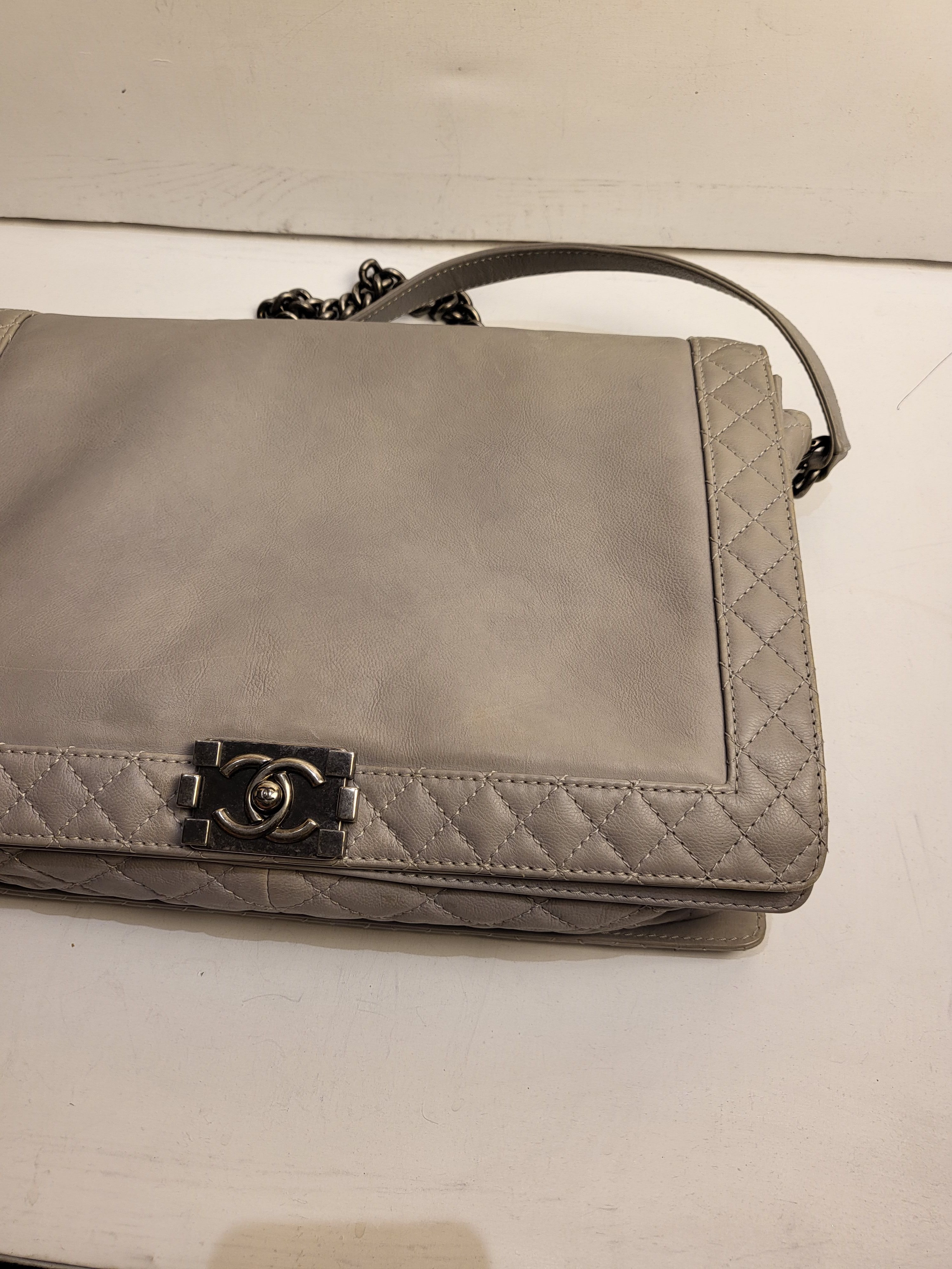 Preowned Chanel Grey Smooth  Quilted Leather Maxi Boy Flap Gray