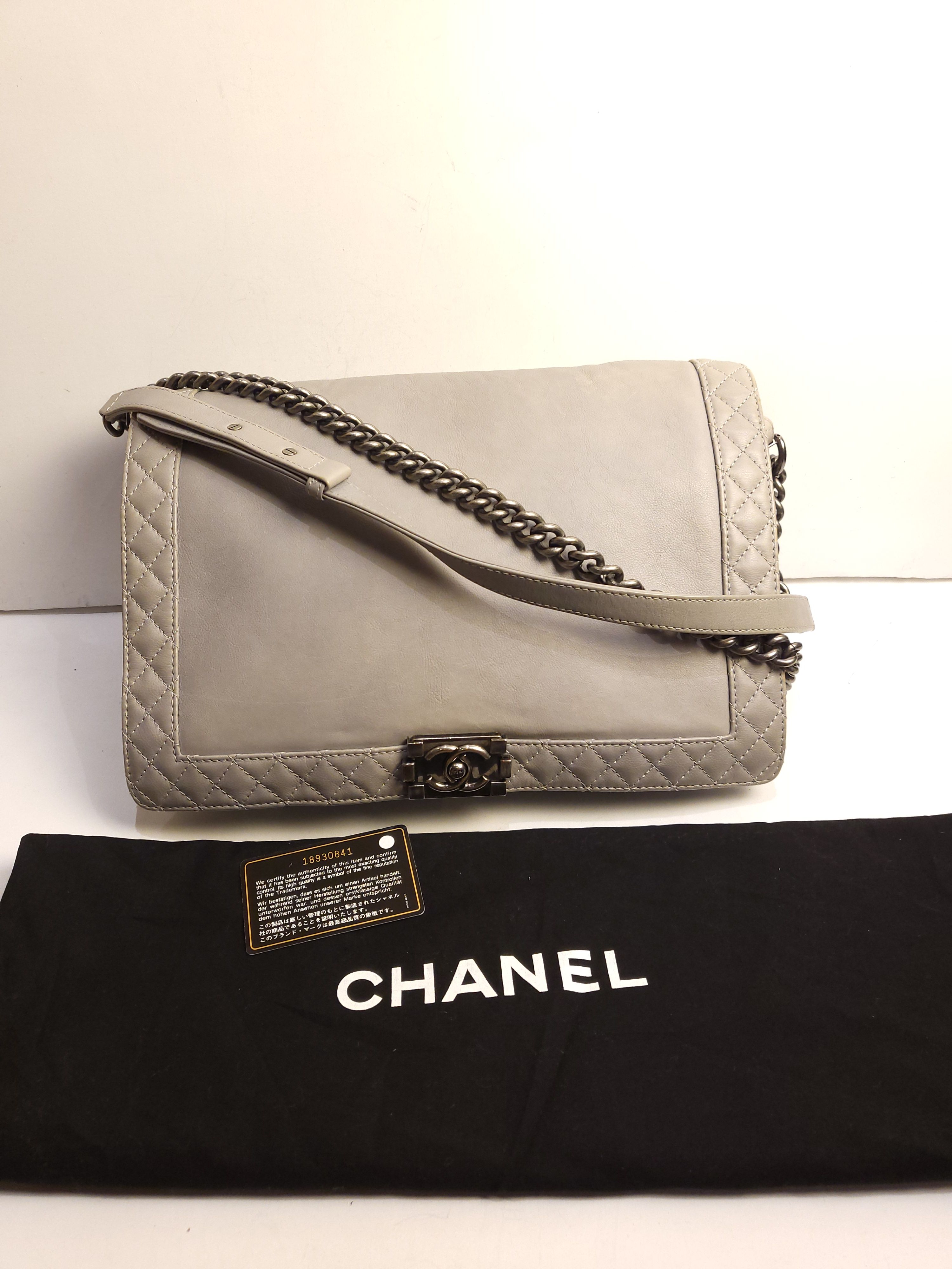 Preowned Chanel Grey Smooth  Quilted Leather Maxi Boy Flap Gray