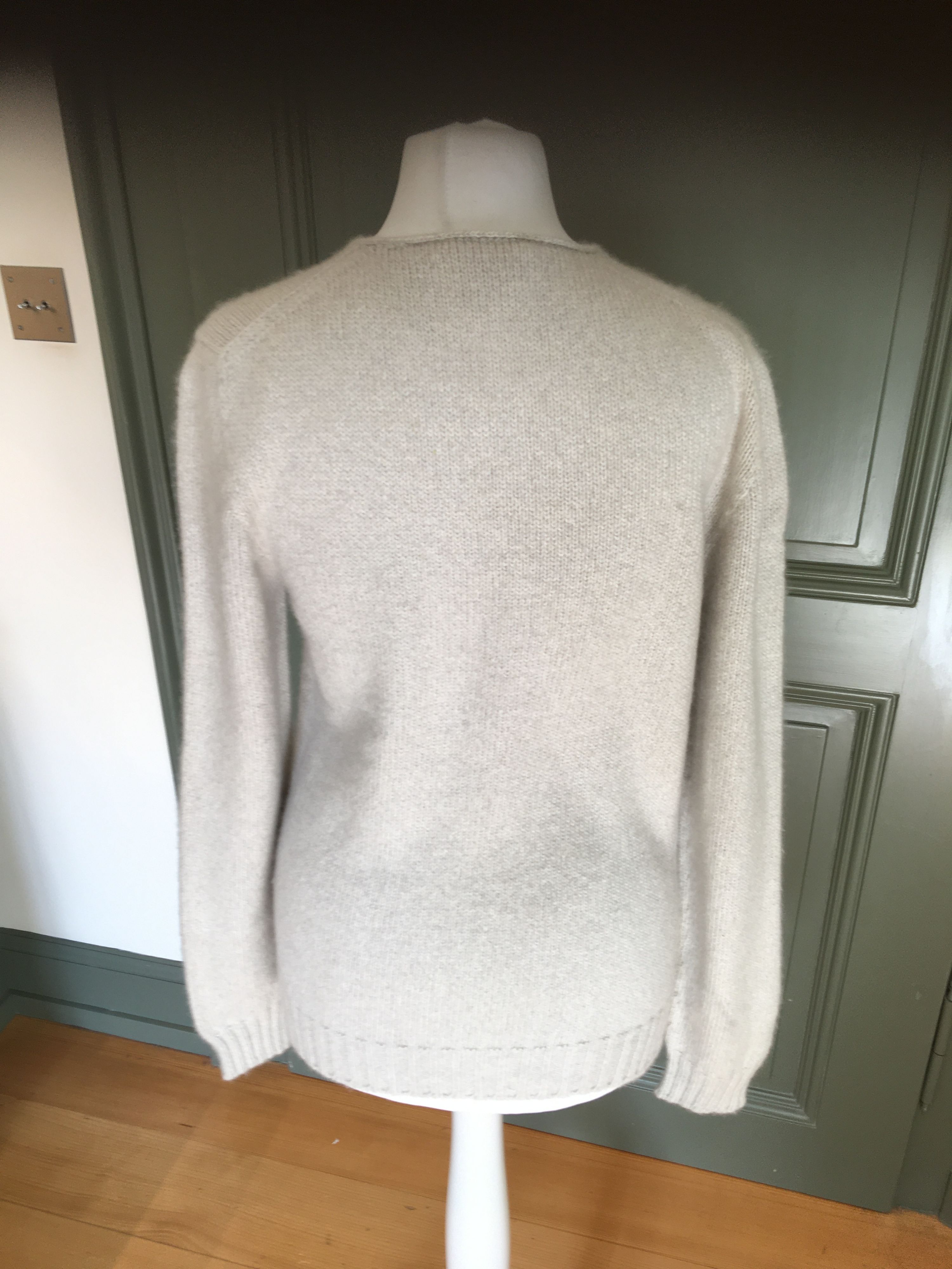 Preowned Hermes Crew Neck Cashmere Jumper Size S oatmeal