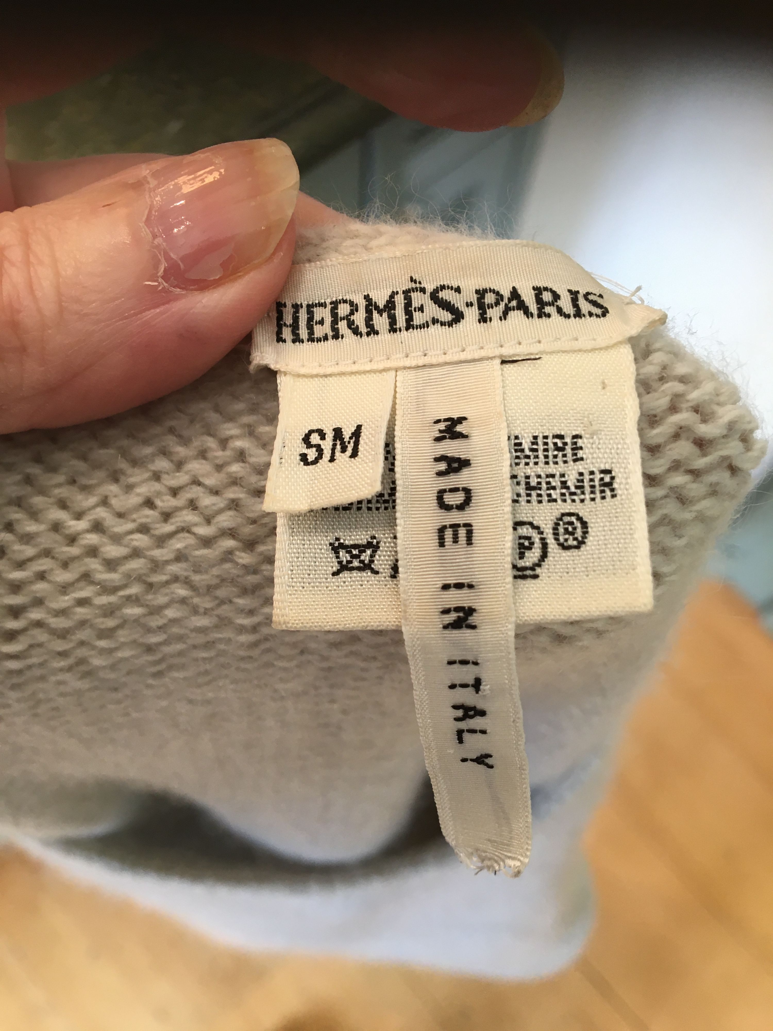 Preowned Hermes Crew Neck Cashmere Jumper Size S oatmeal