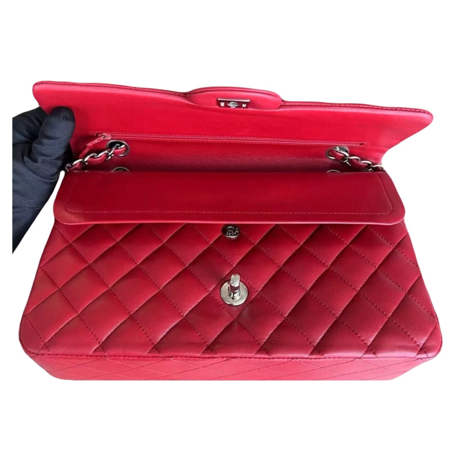 Preowned Chanel Red Quilted Lambskin Medium Classic Double Flap Bag leather